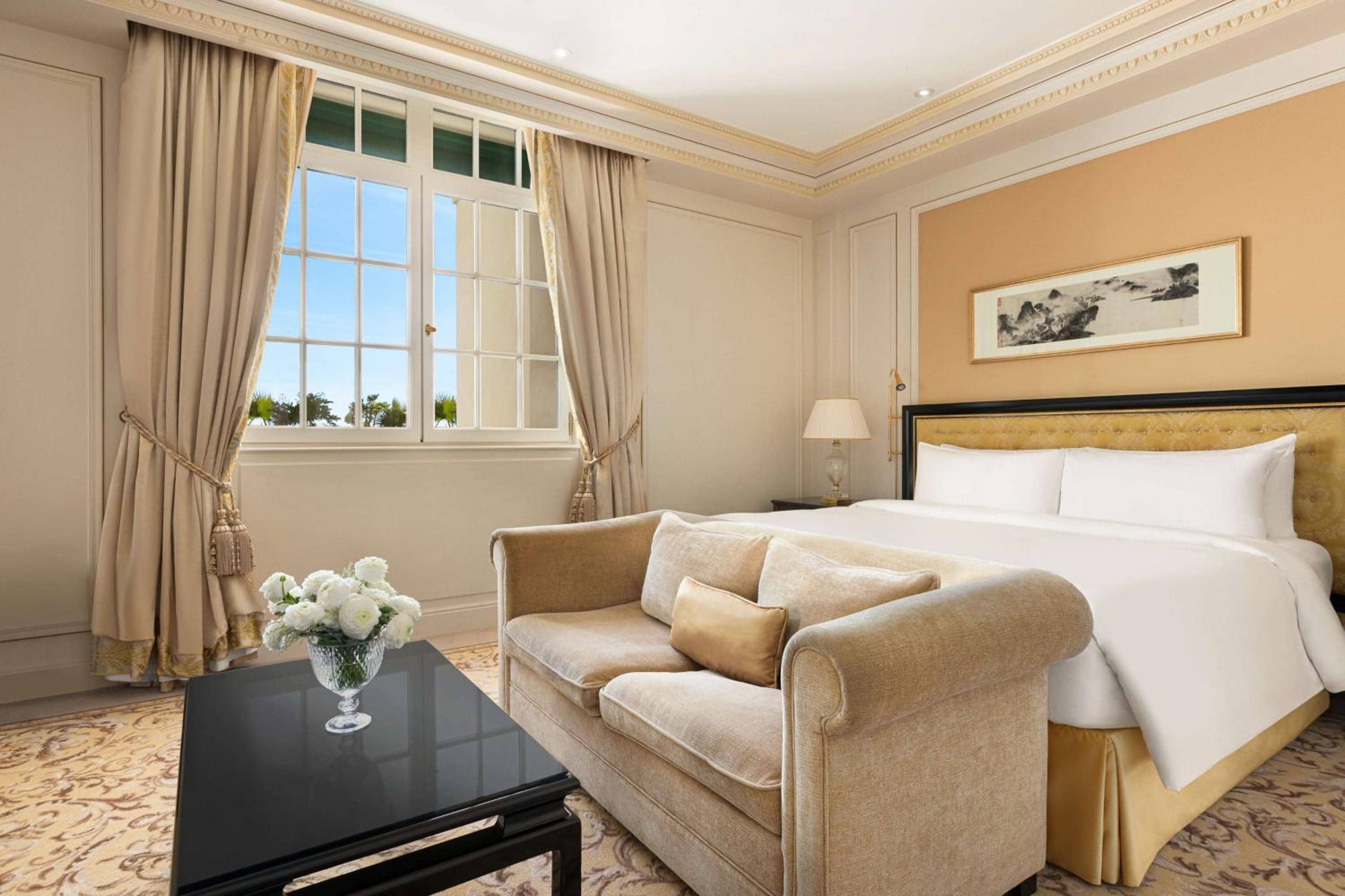 Shangri-La Paris — 4