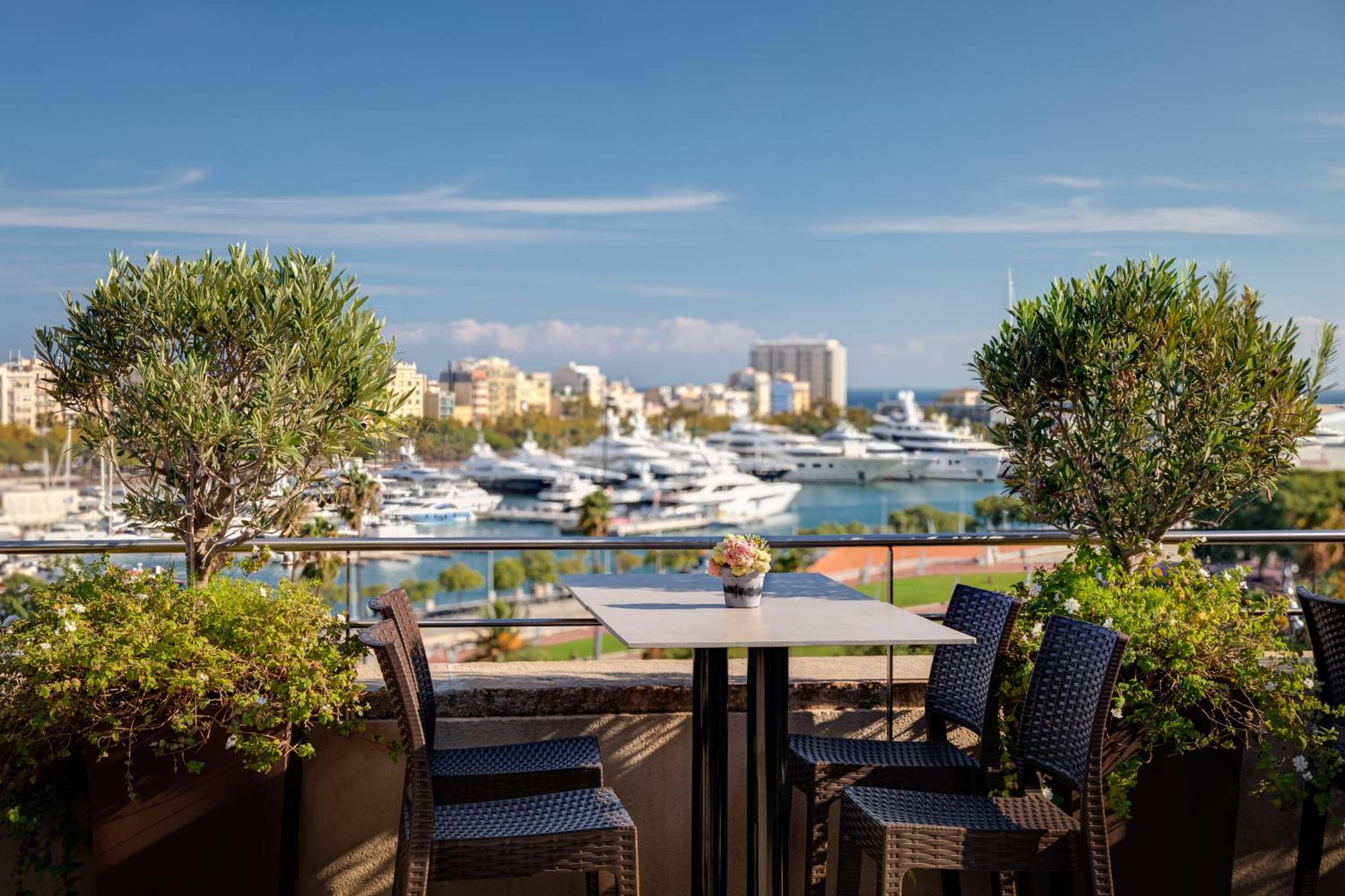 Duquesa Suites Hotel by Grup Duquessa