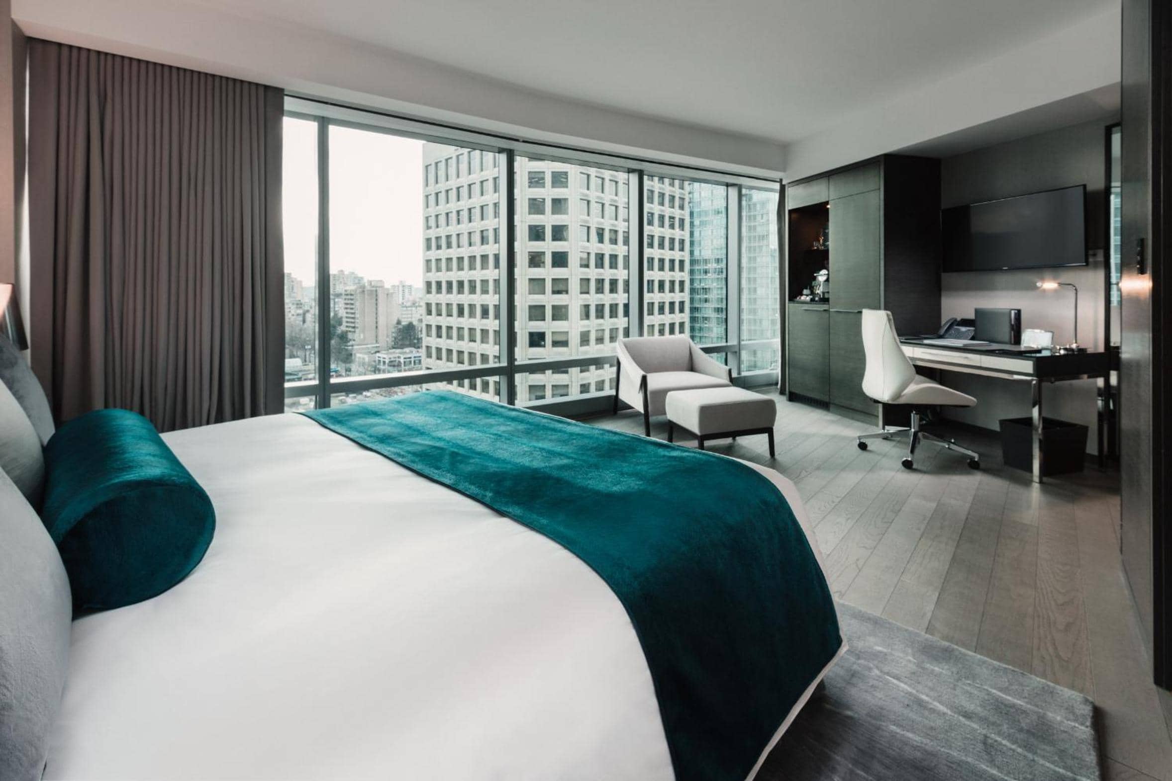 Paradox Vancouver — 2