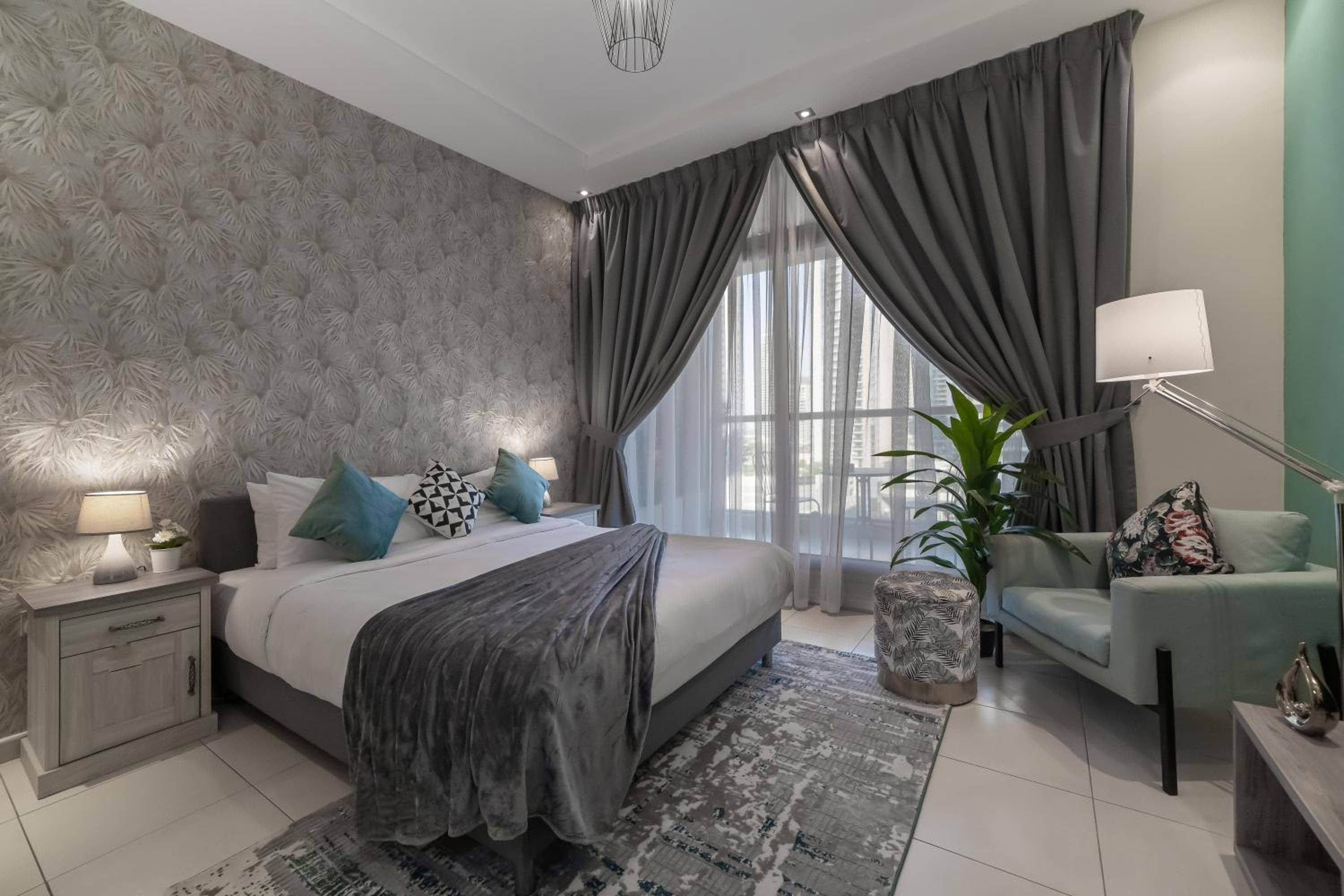 HiGuests - Cute Studio With Balcony, 5-min To The Beach