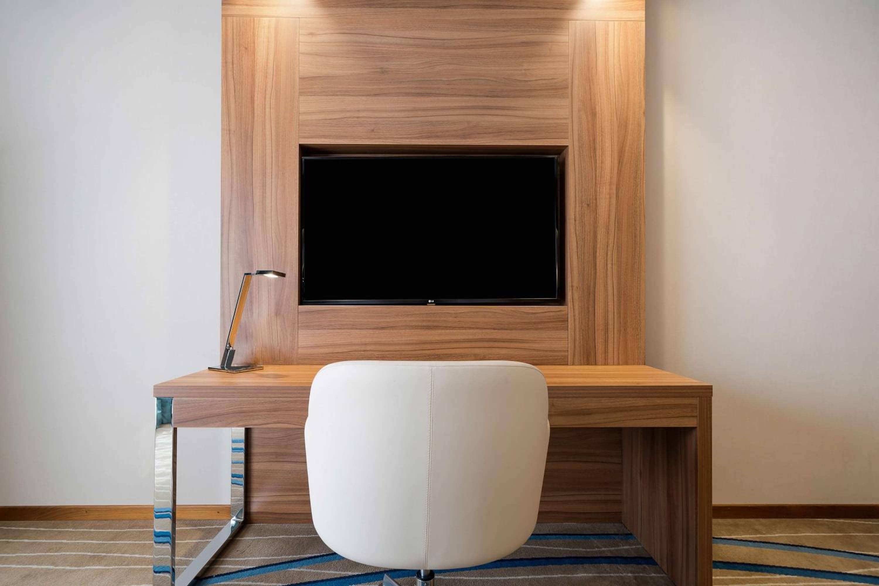Radisson Blu Hotel, Jeddah Al Salam — 2