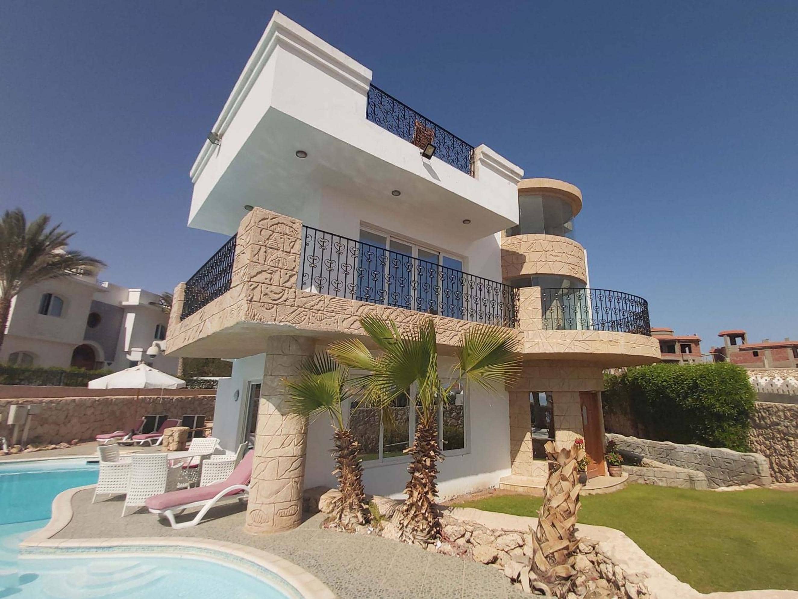 Beach Side-Villa Sharm-Family Vacation sleeps 10
