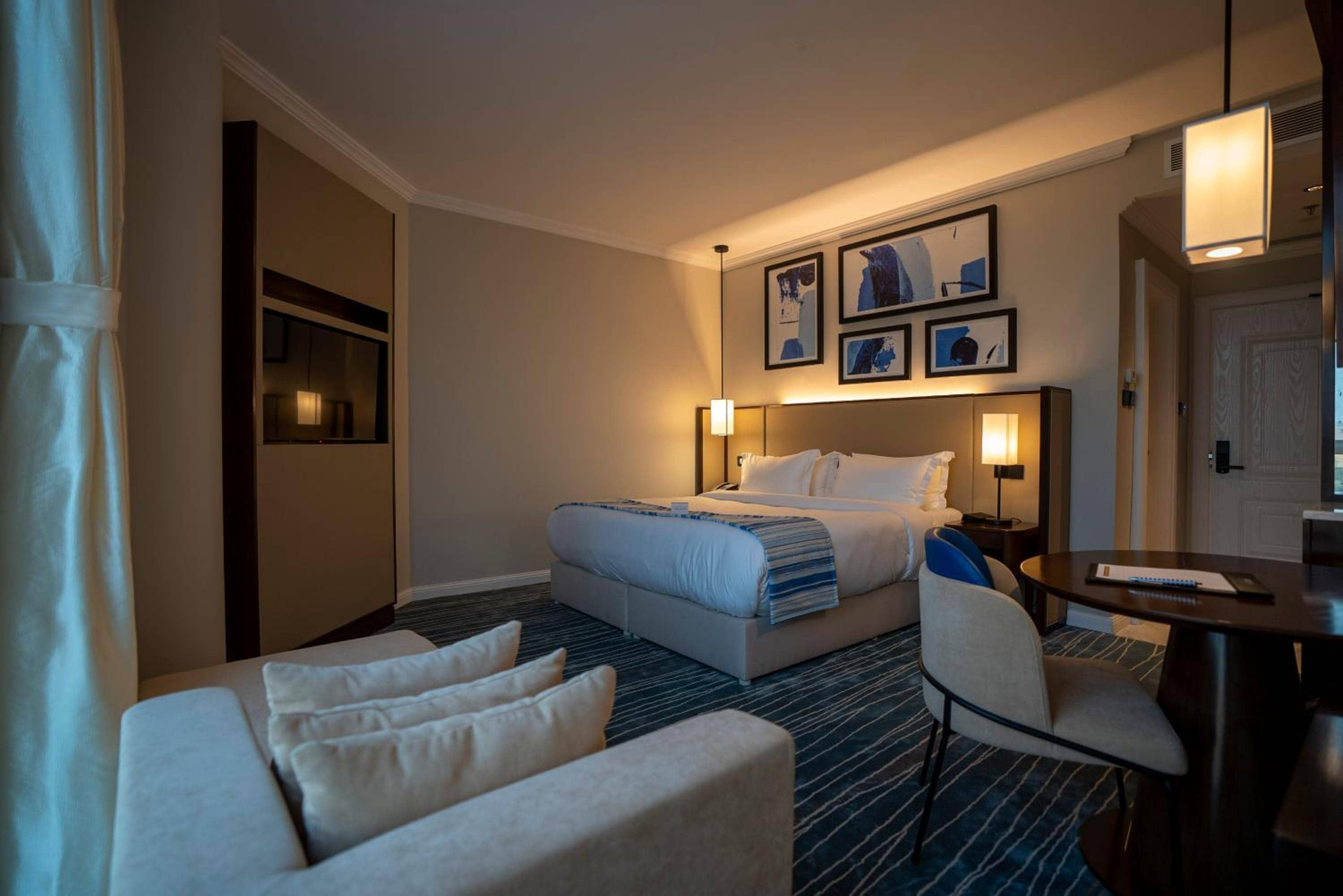 Prime Al Corniche Hotel — 4