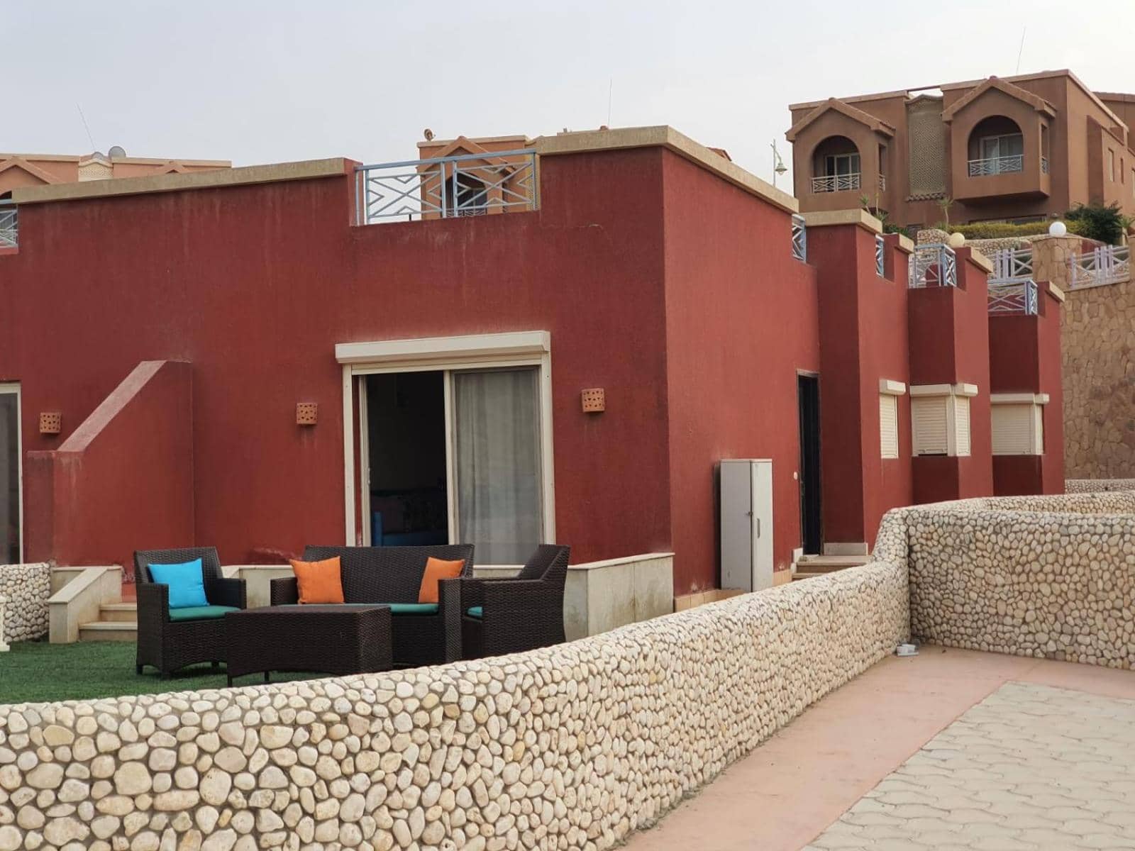 Villa with sea and pool view at porto sokhna family only