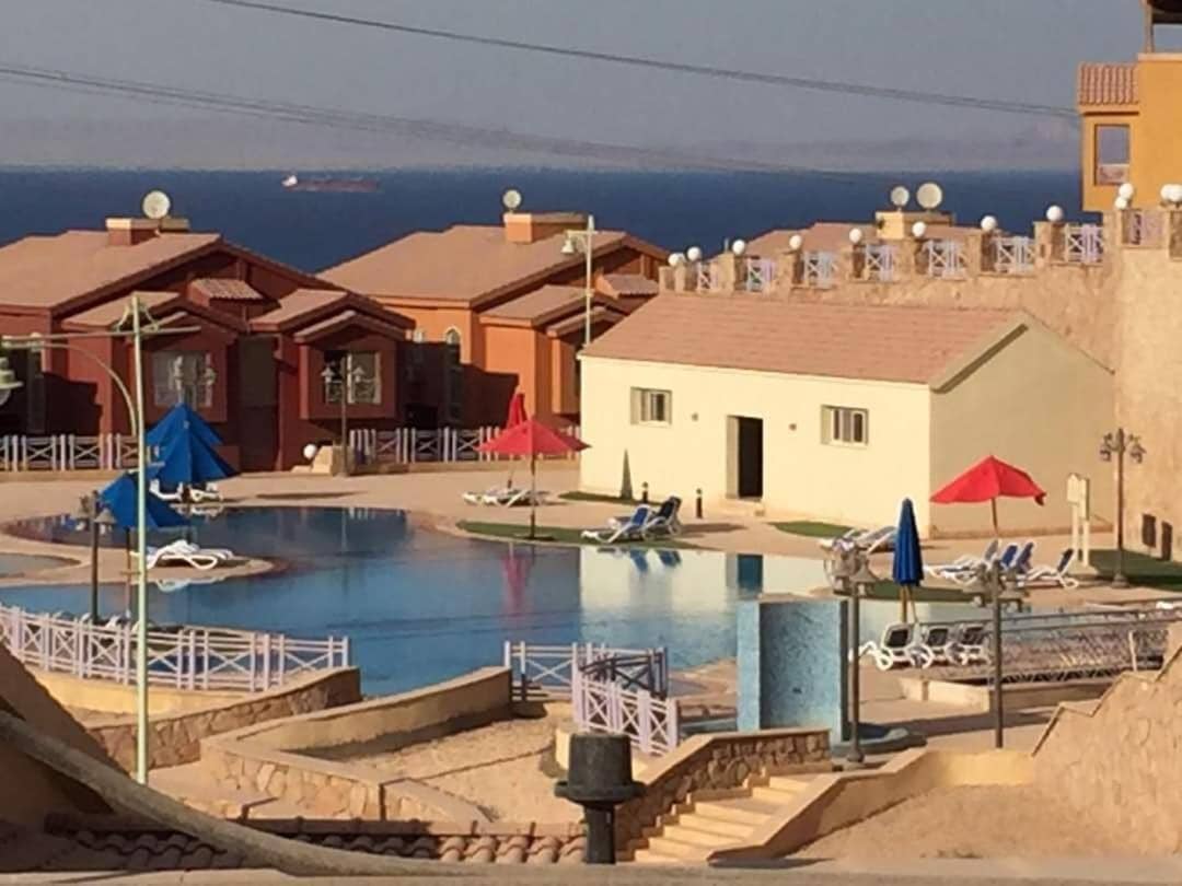 Villa with sea and pool view at porto sokhna family only — 4