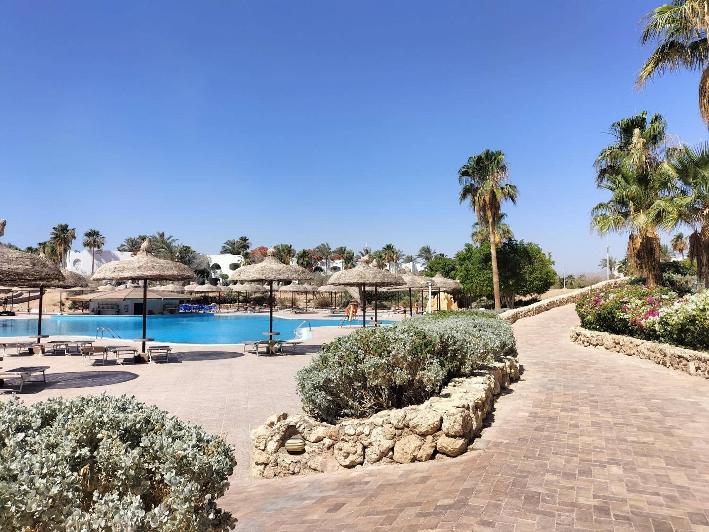 One Bedroom Apartment in Coral Bay Roby — 2