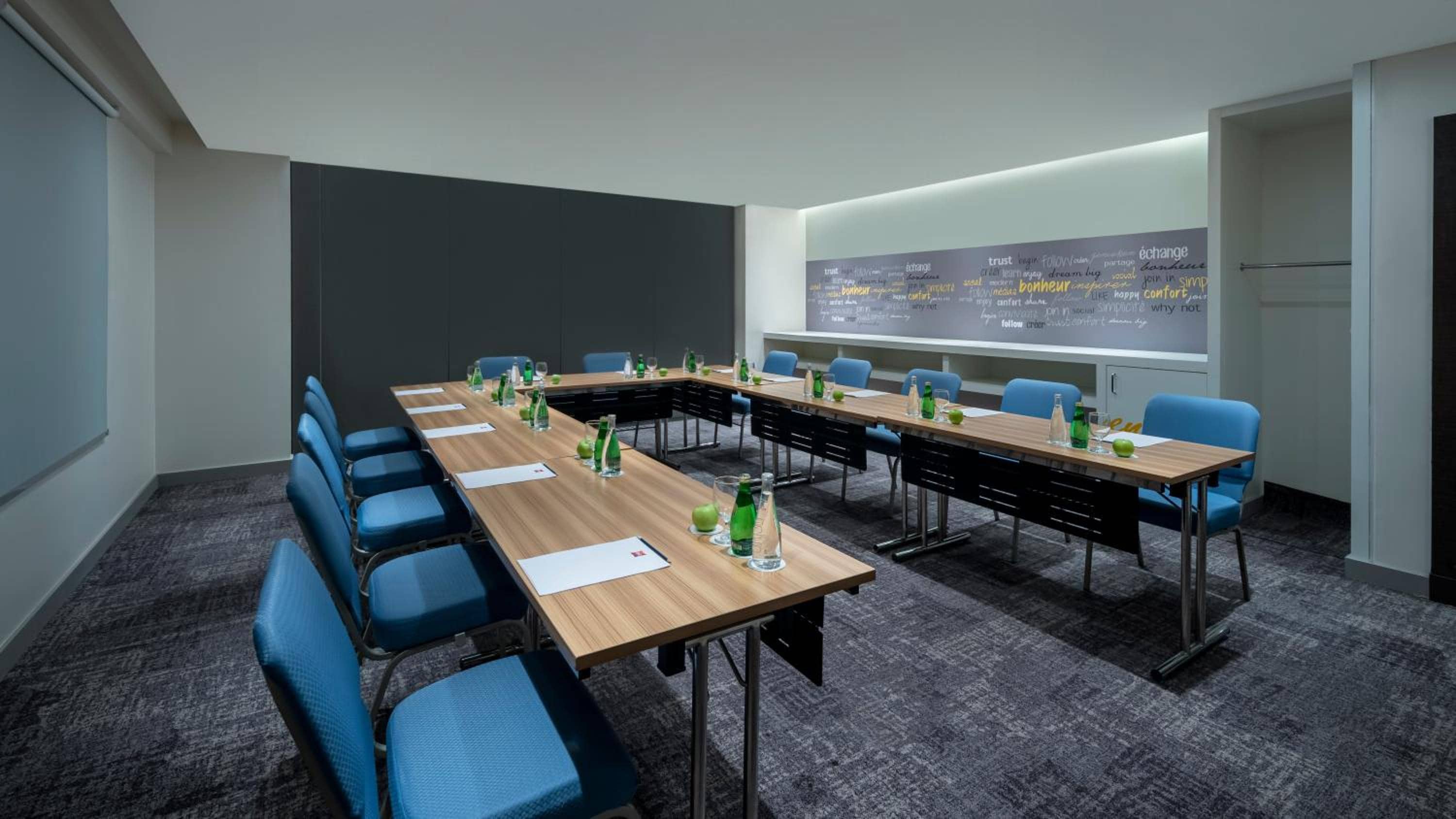 Ibis Jeddah Malik Road — 2