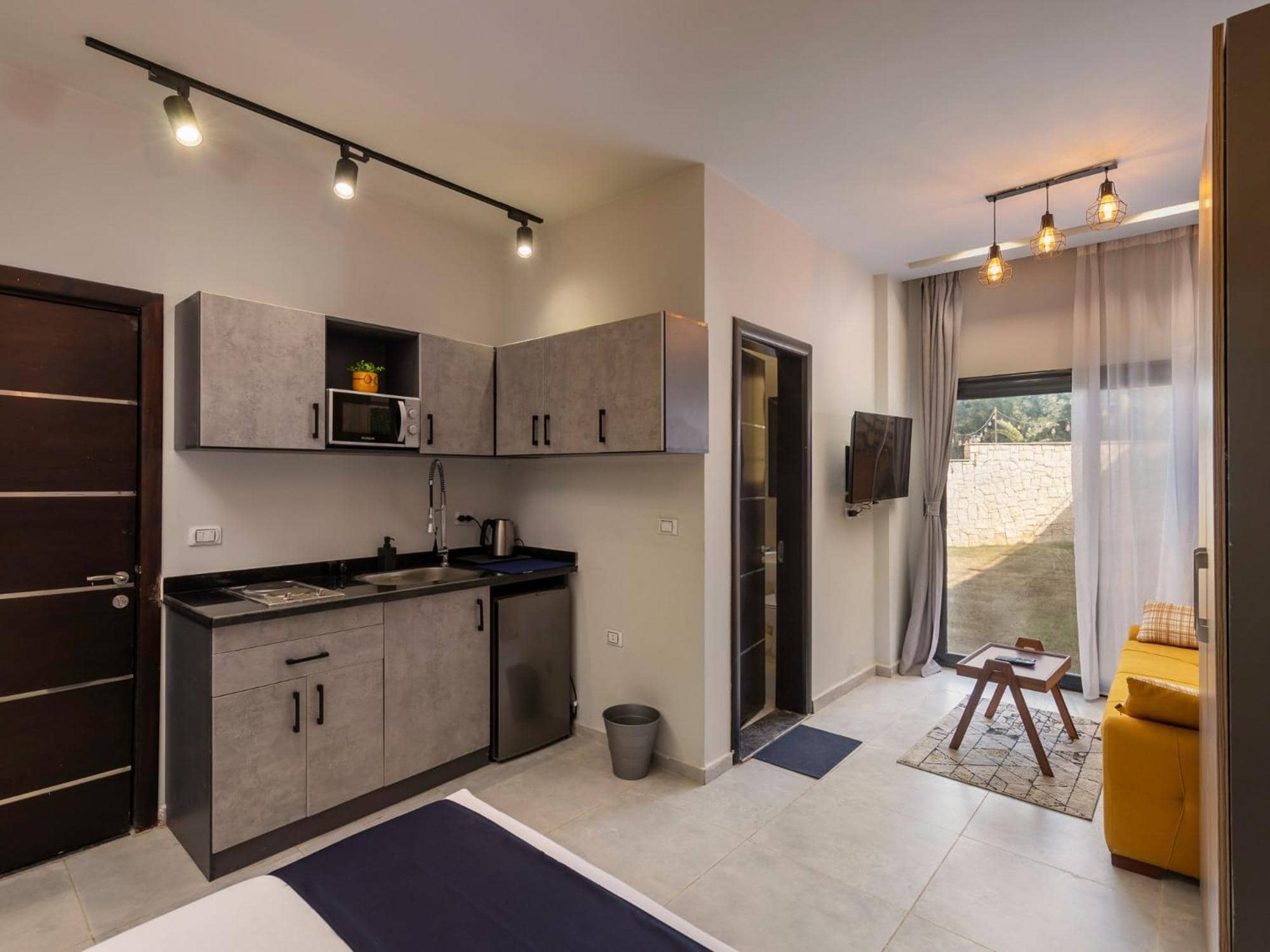 Golden Gates Residence — 5