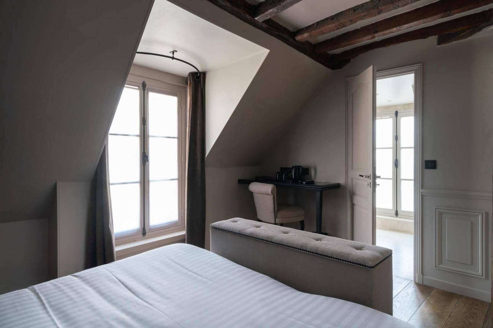 Hotel Saint-Louis en L'Isle - Notre-Dame — 3