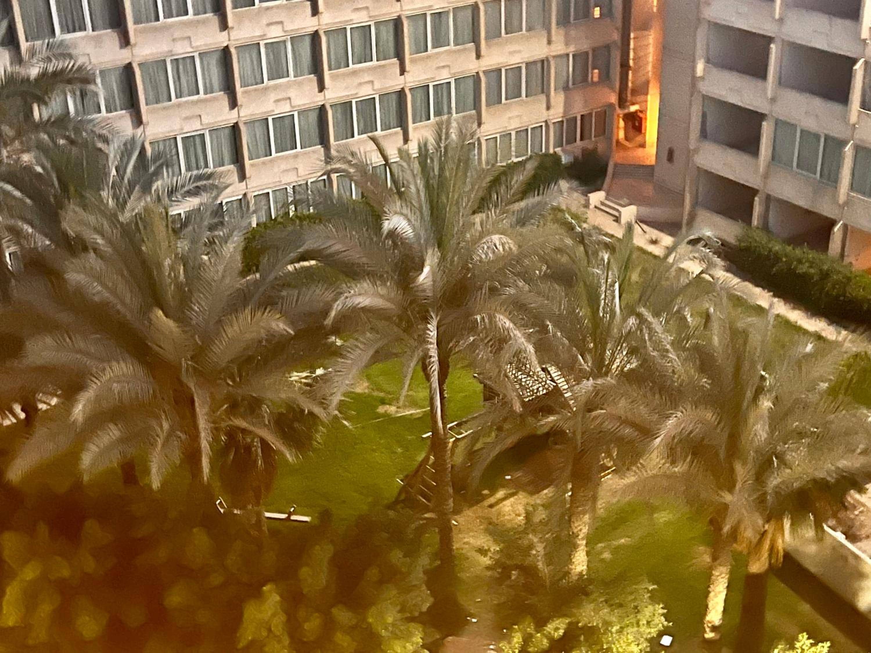 Grand Pyramids Inn
