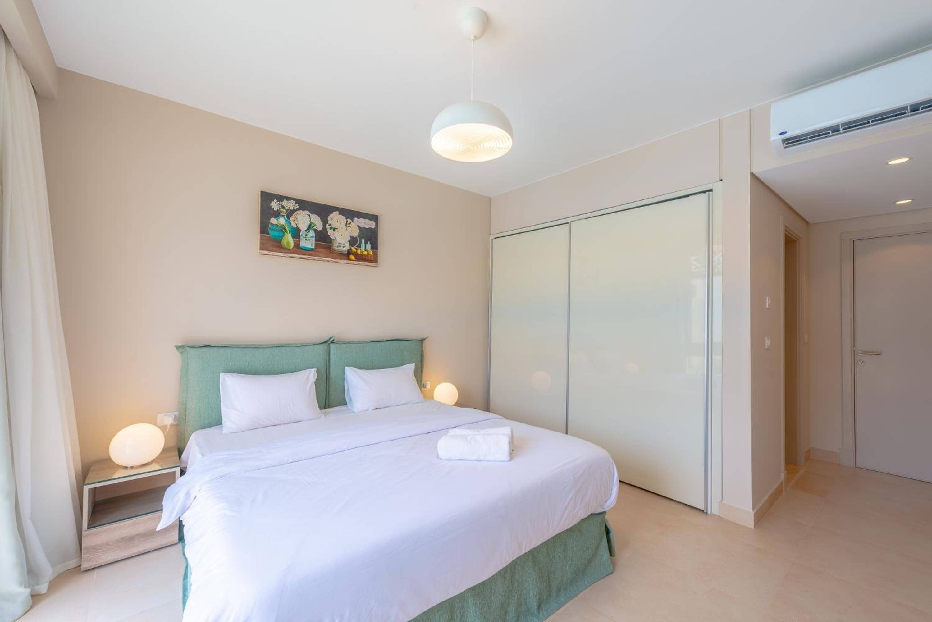 Mangroovy 2 Bedroom Sea View Apartment, Pool & Beach — 3
