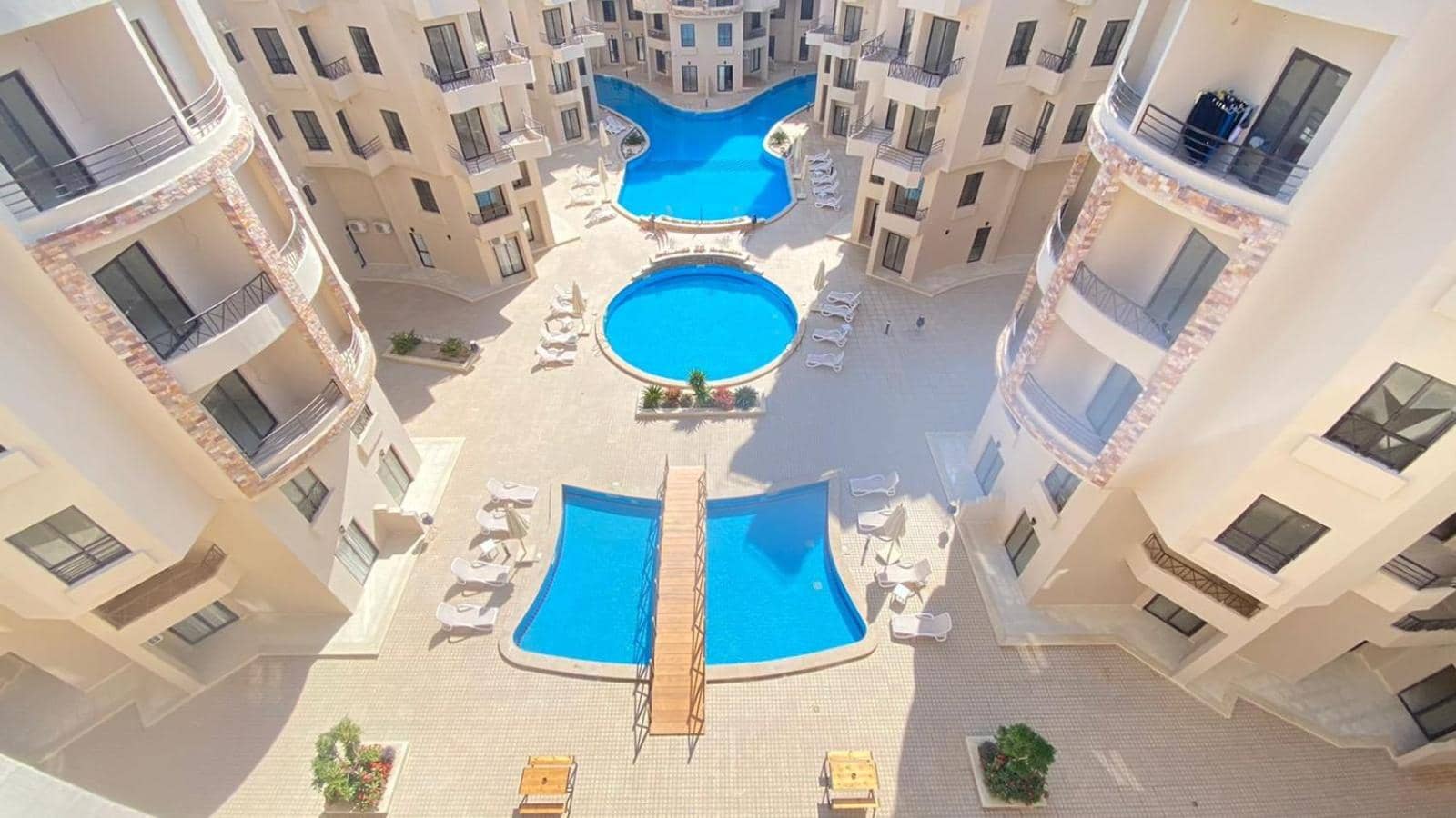 Central location Aqua Tropical Resort Al Gouna RD 401 — 4