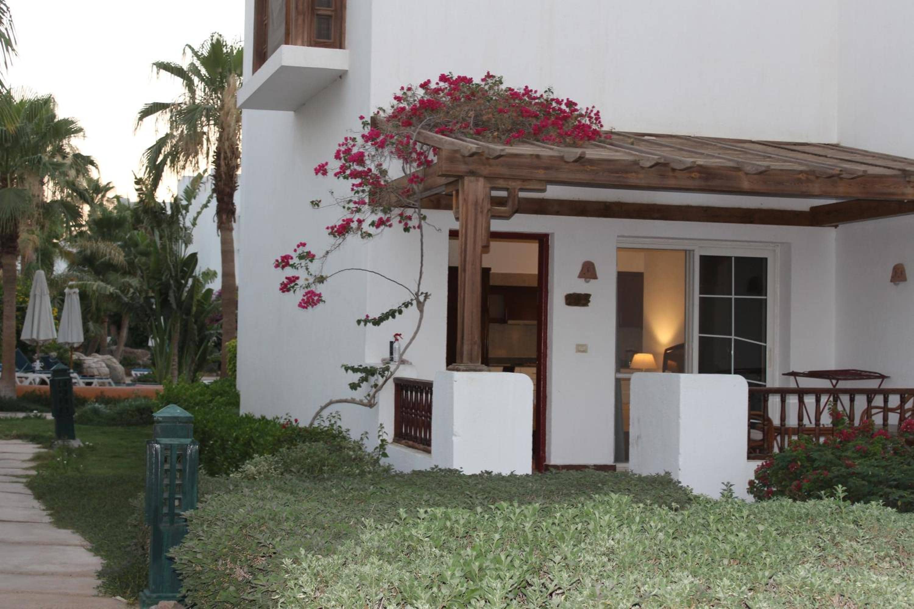 Herrmes Hospitality — 5