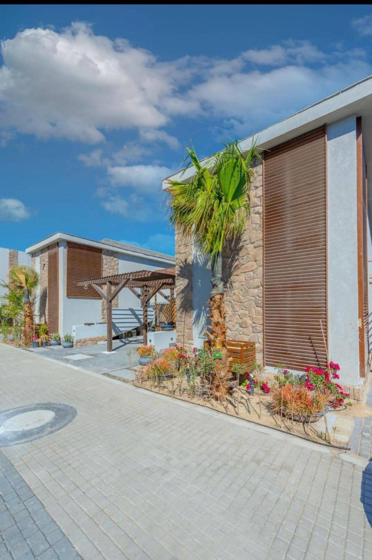 2BR Twin House With Private Heated Pool at El-Gouna -Seperate 1Bedroom & Seperate Guest studio-