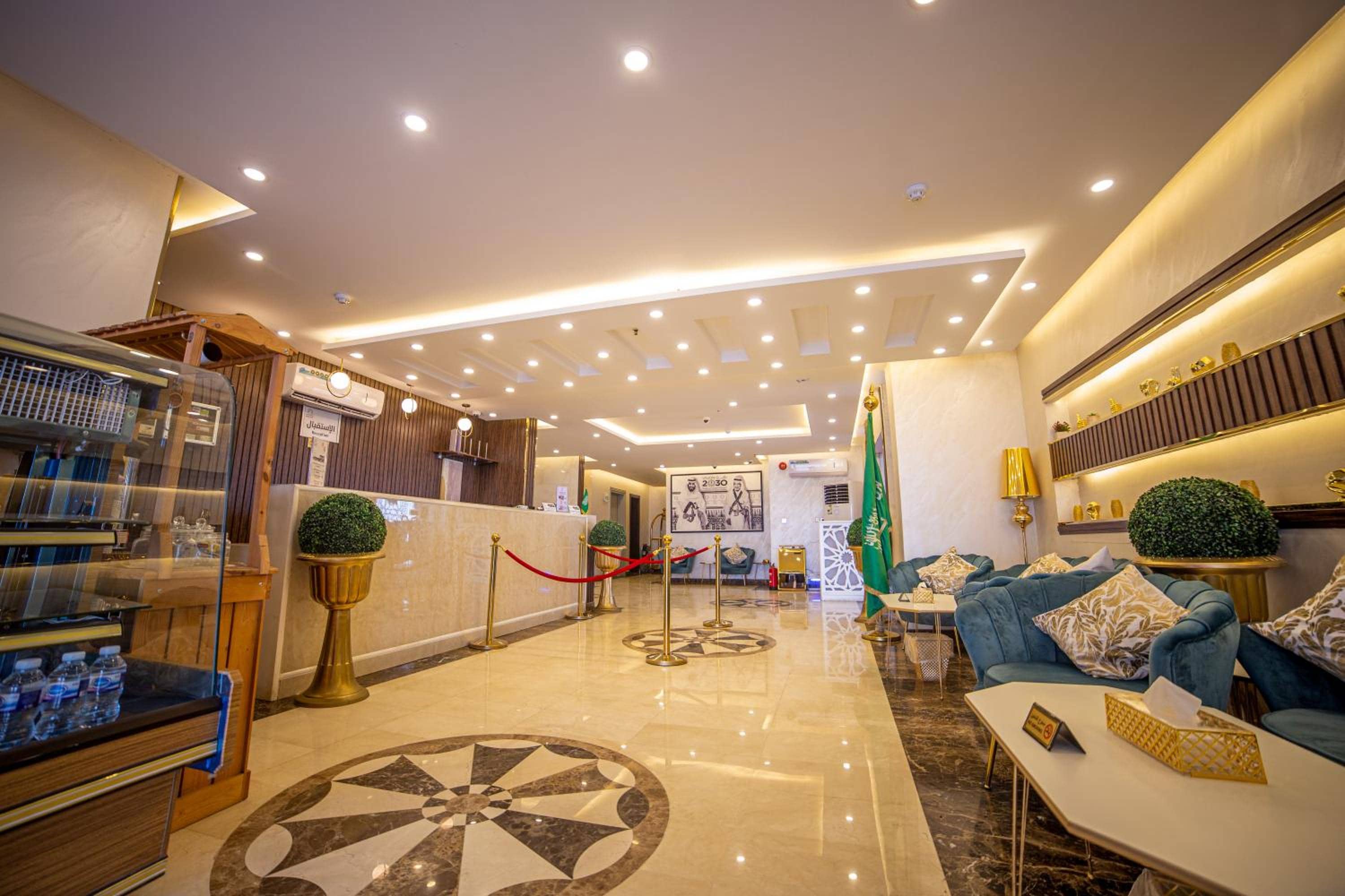 First Diamond Served Apartments — 3