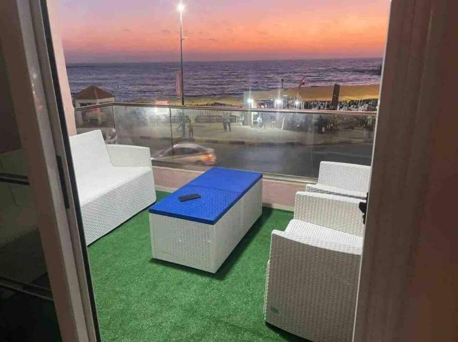 Unique Seaview 3-Bedroom Apartment — 5