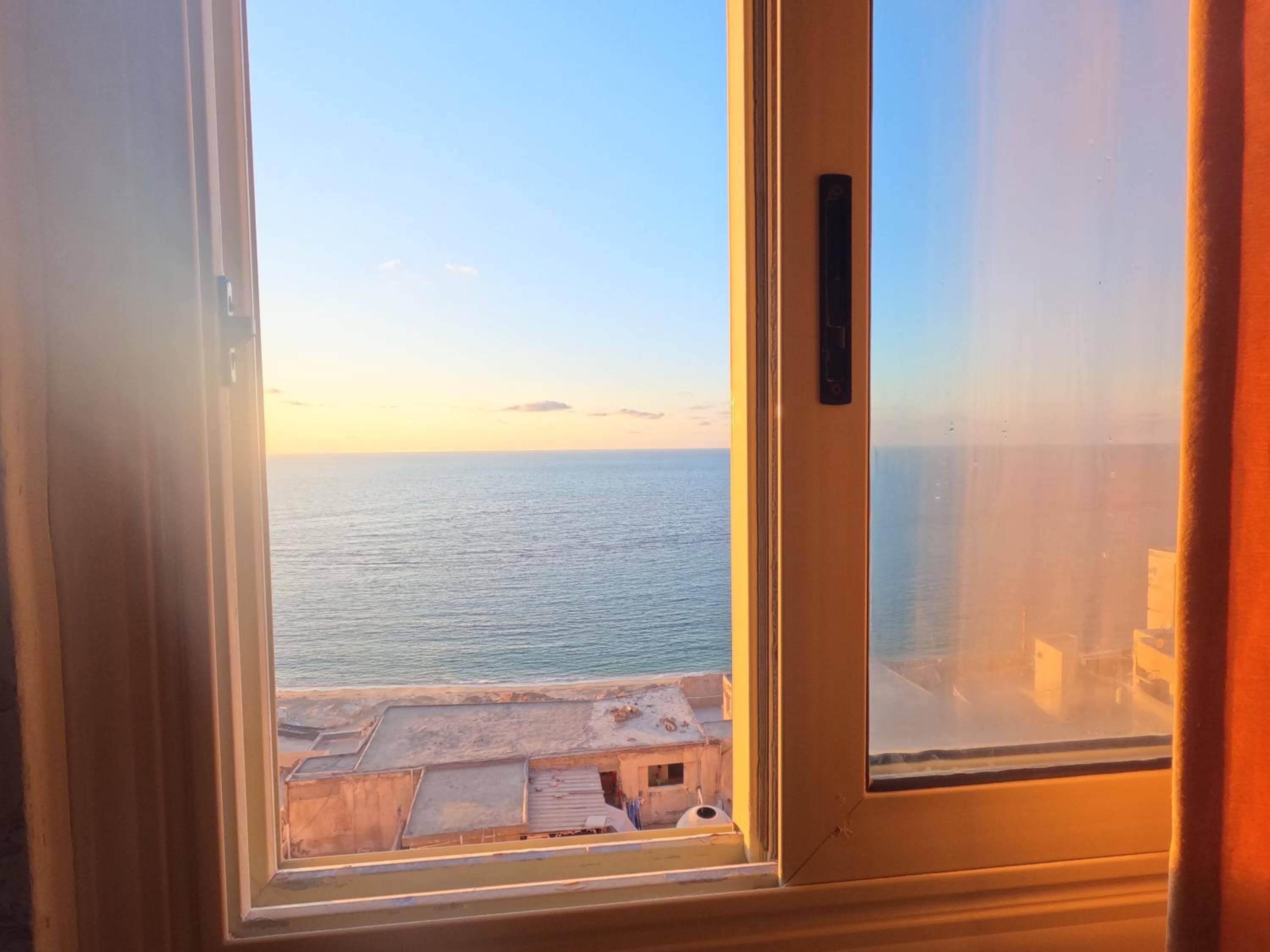 Sea view apartment in Asafra - Alexandria — 3