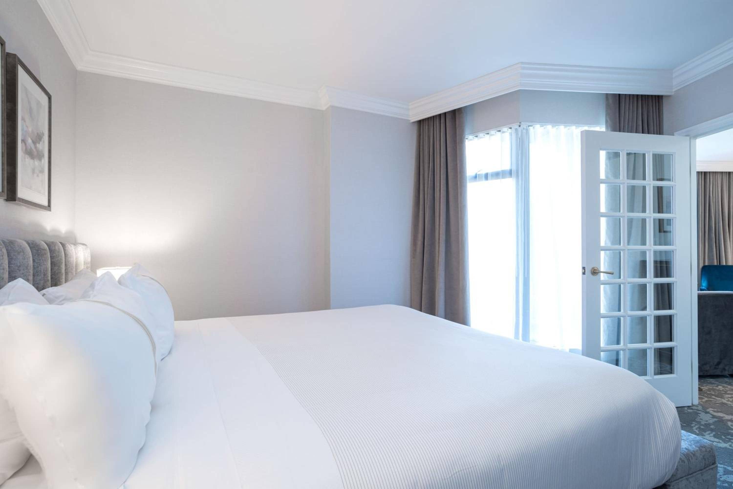 The Sutton Place Hotel Vancouver — 4