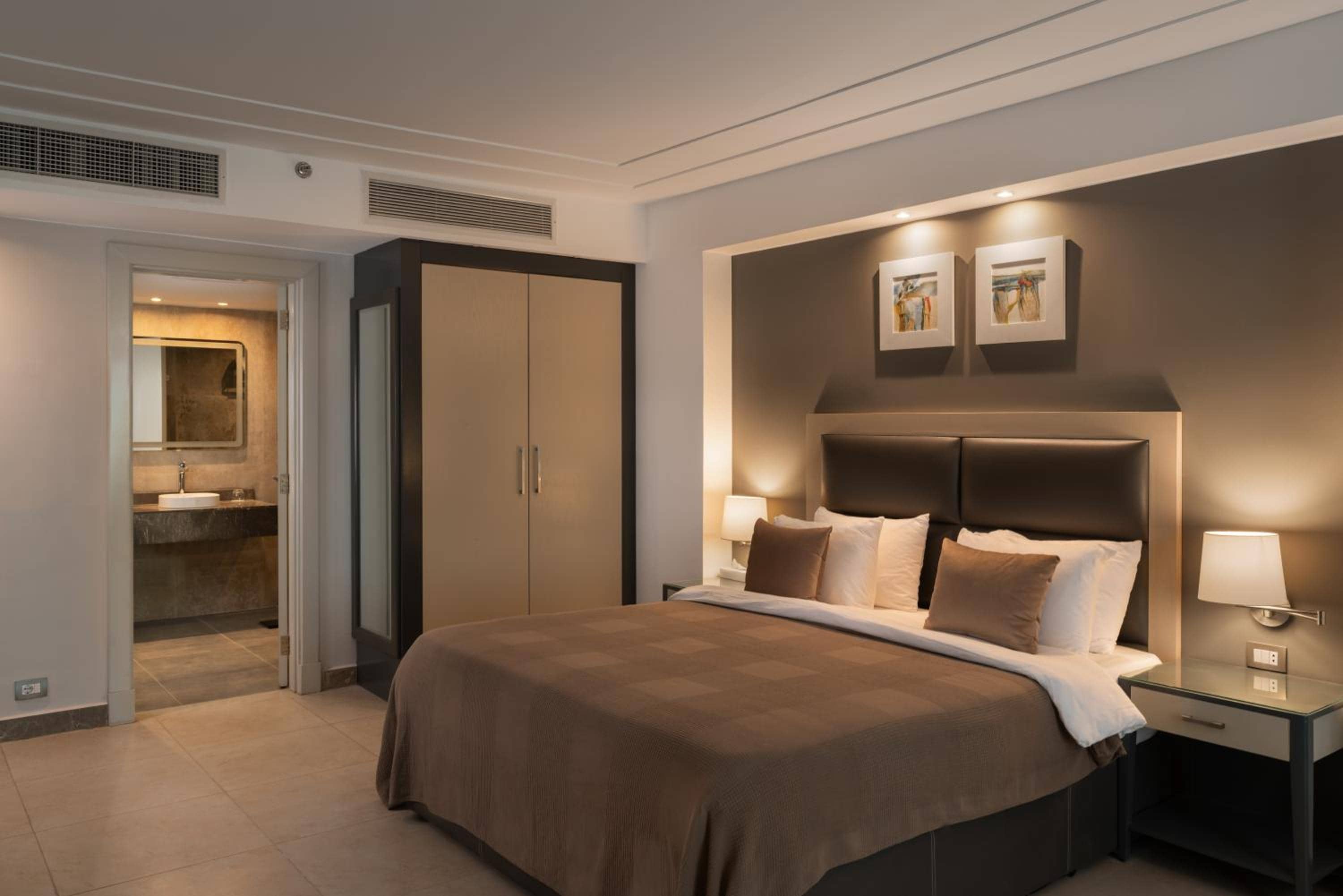Rhactus Hotel, New Alamein — 4