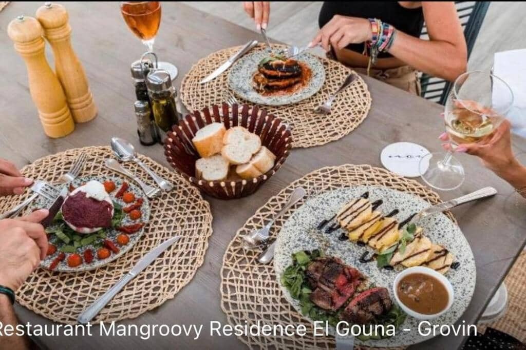 Luxurious Sea view 2 BR & private Garden to the pool at Mangroovy — 4