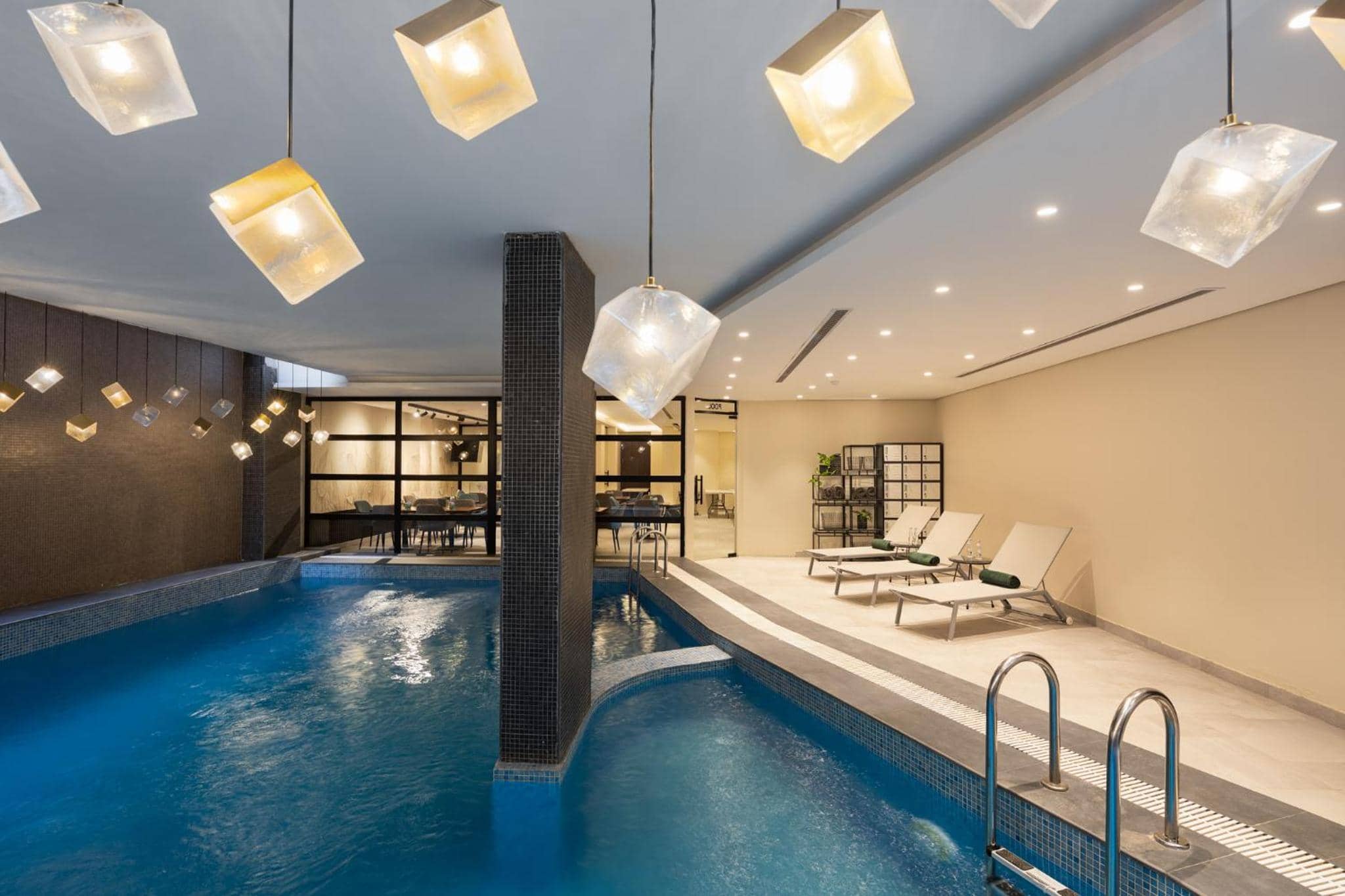 Marlo Hotel — 4