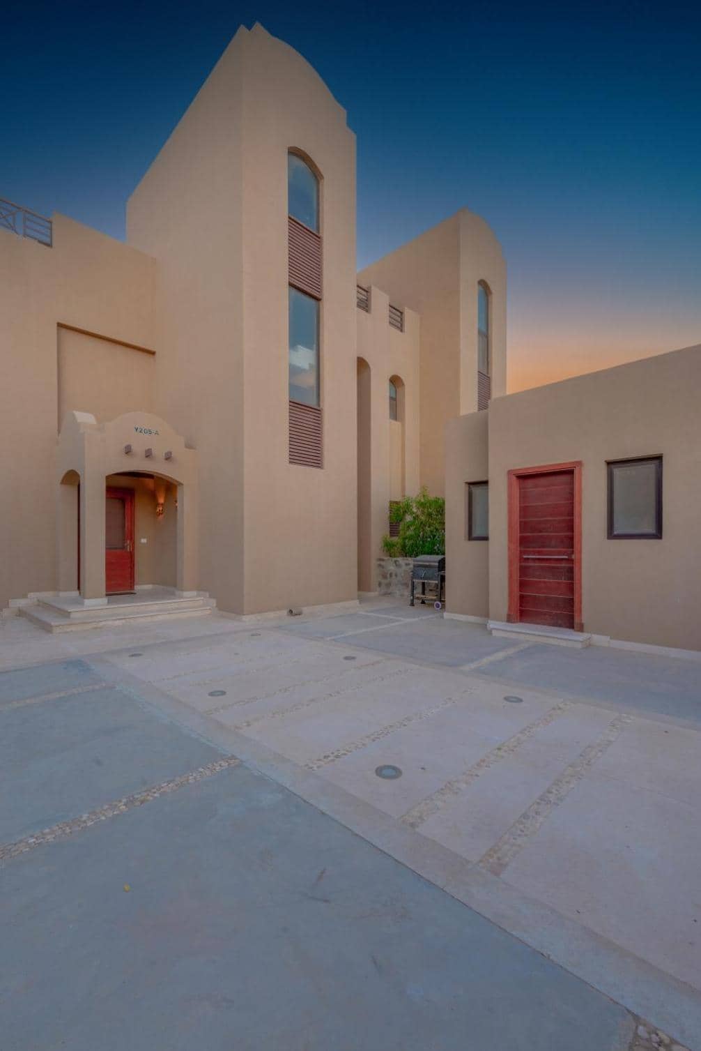 3BR Family Villa in Sabina, El Gouna. Lagoon & Private Pool