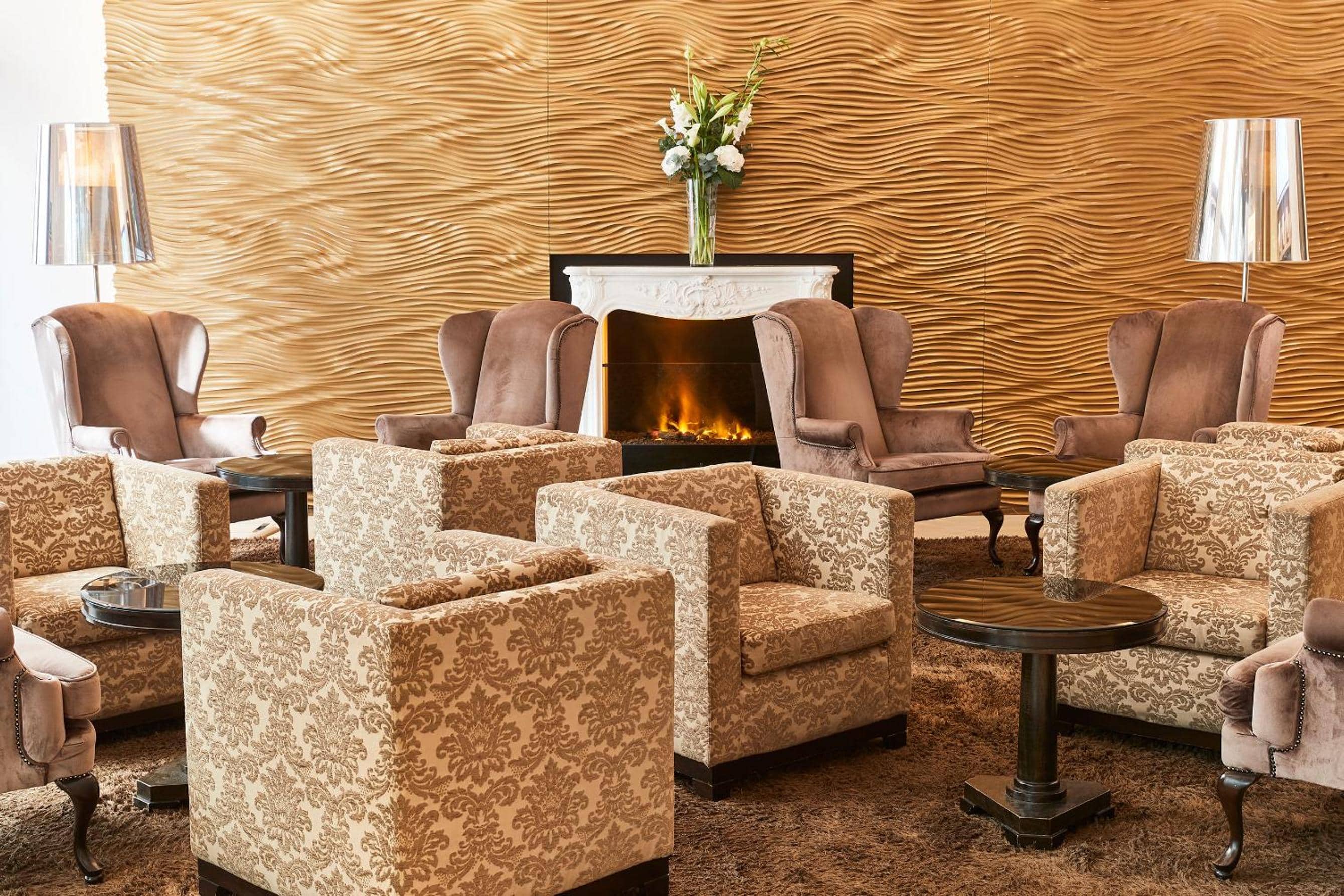 Steigenberger Hotel Herrenhof — 5