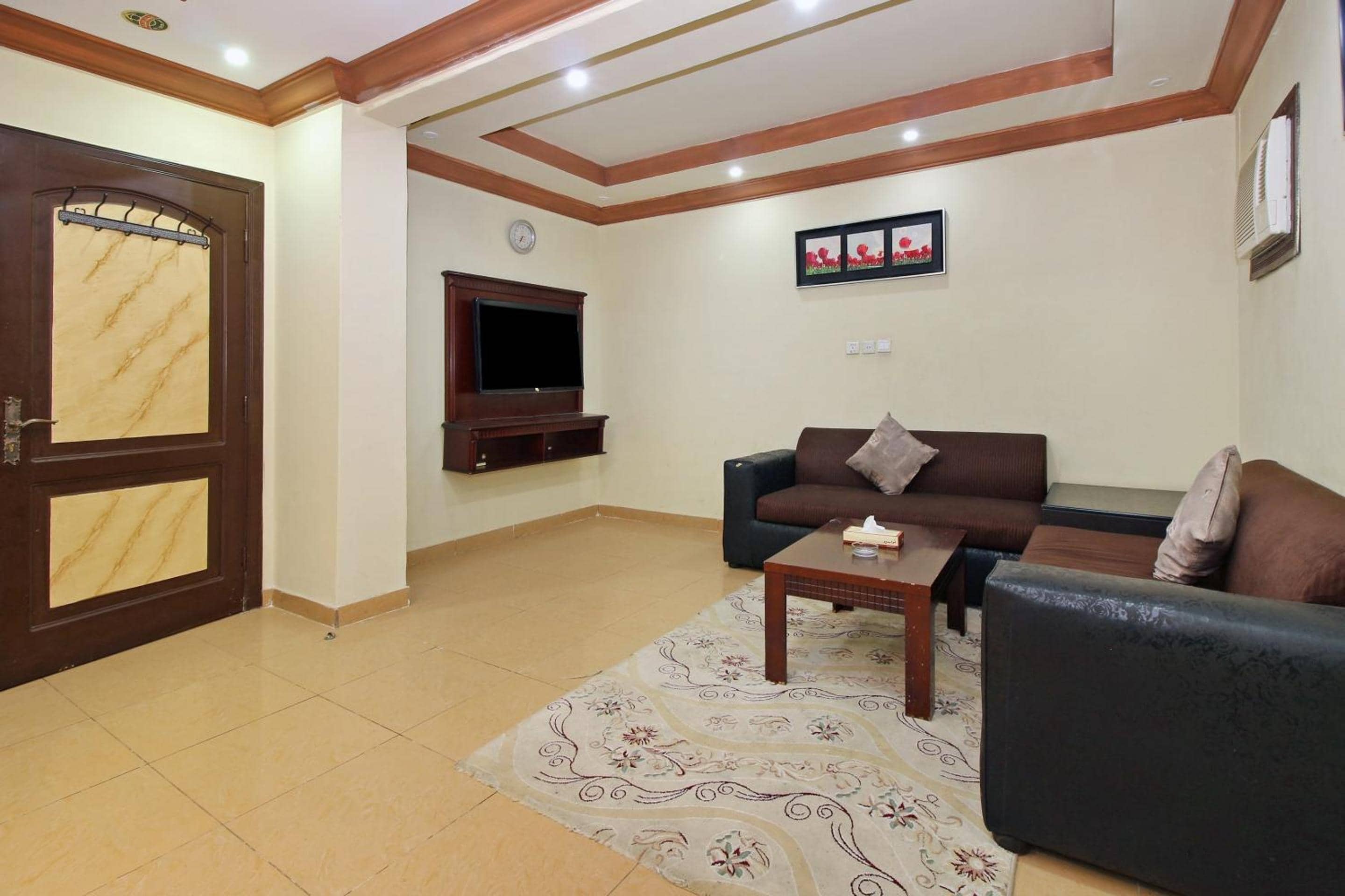 OYO 589 Lavina House — 4