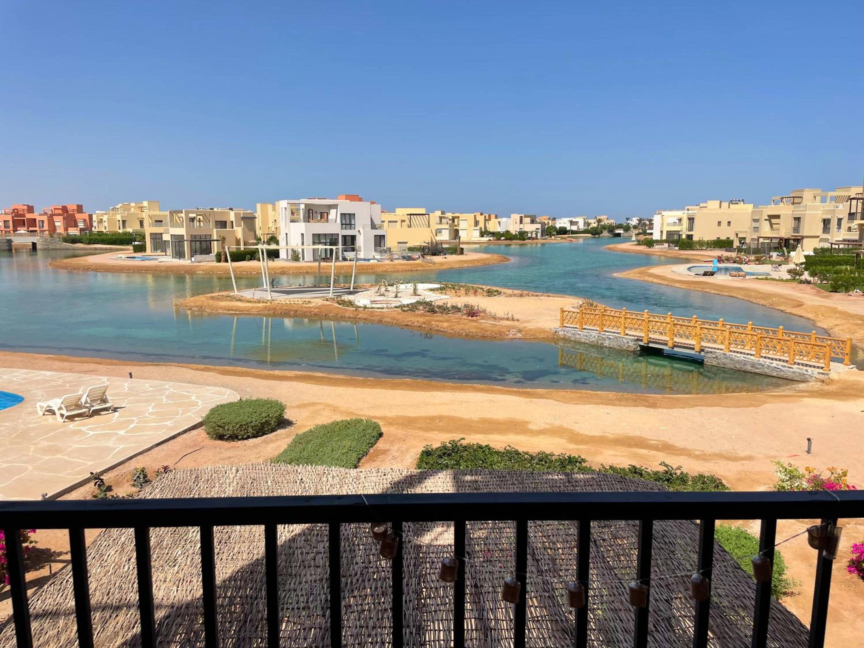 Boho Chic - Scenic Lagoon View at Tawila, Gouna — 2