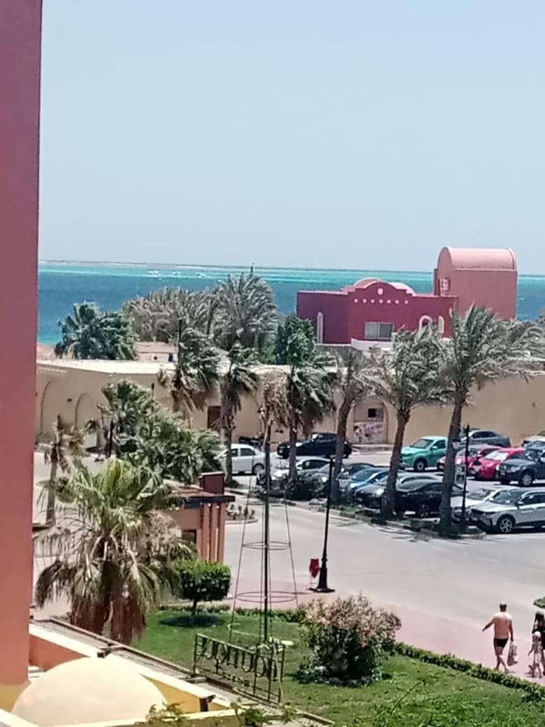 Outstanding Apartment with Marina Hurghada view — 4