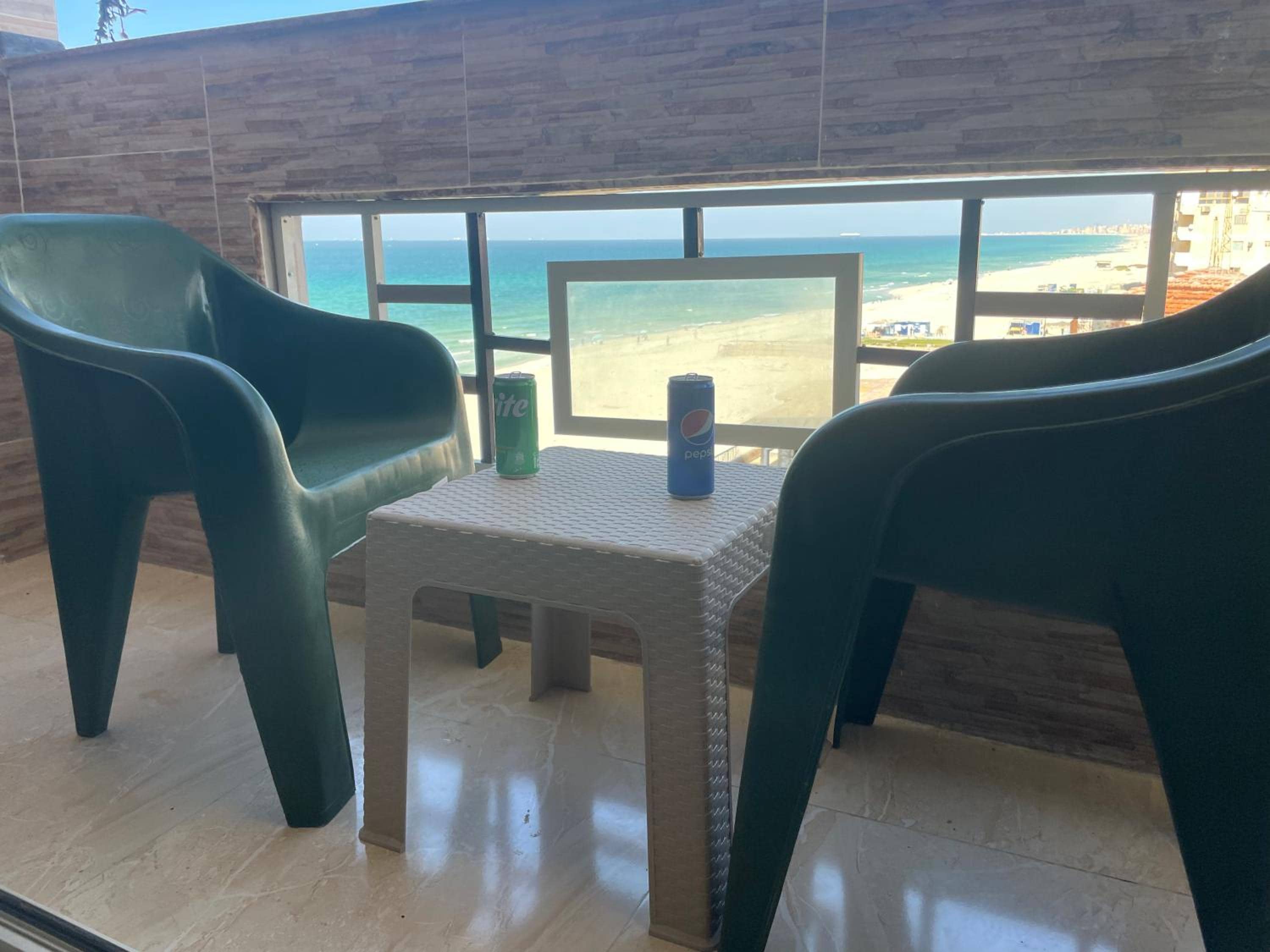 Alzohour Family condo with panoramic sea view — 4