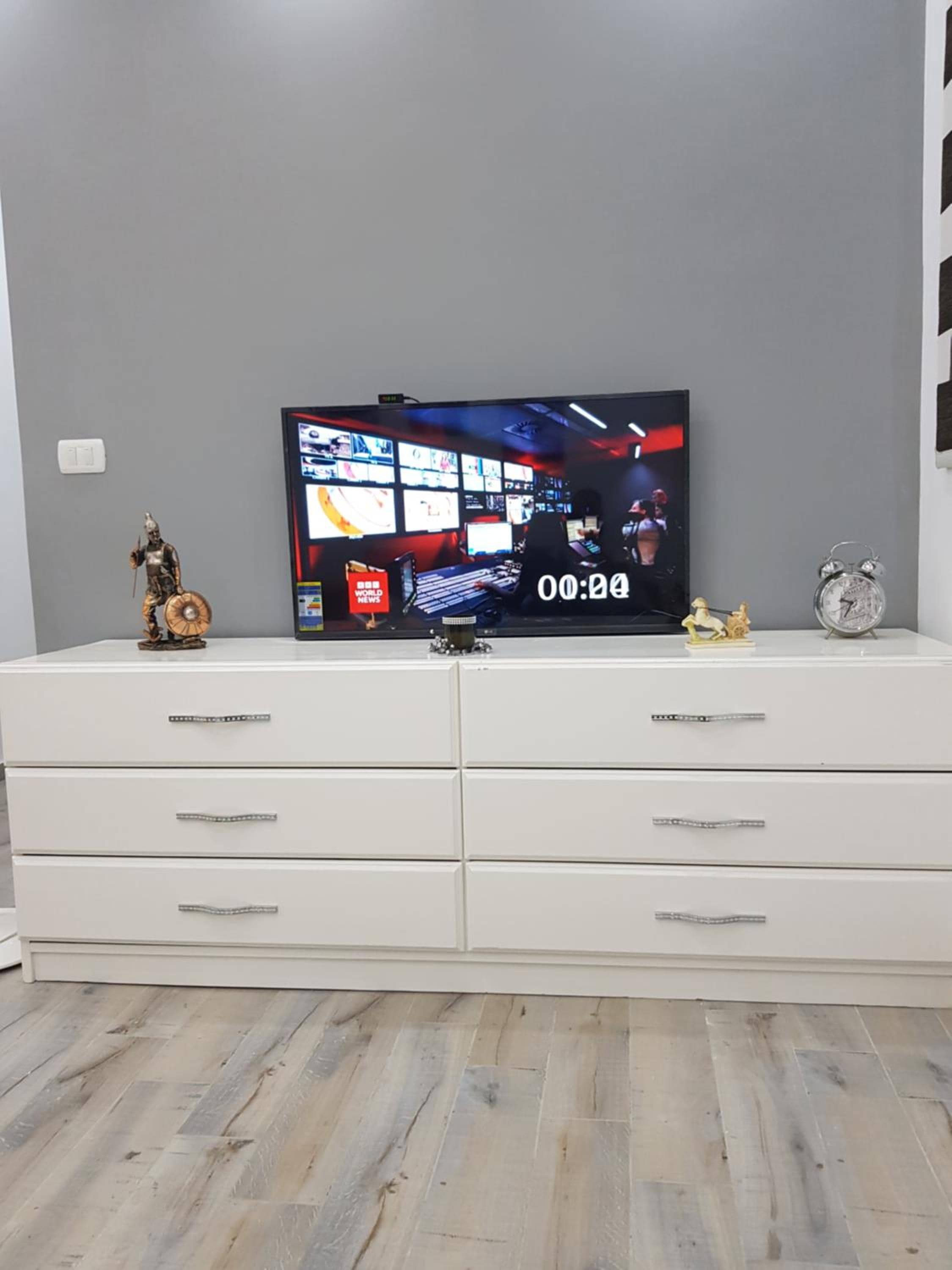 Flat 01 bed room. Sea Street. Hadaba Area. — 5