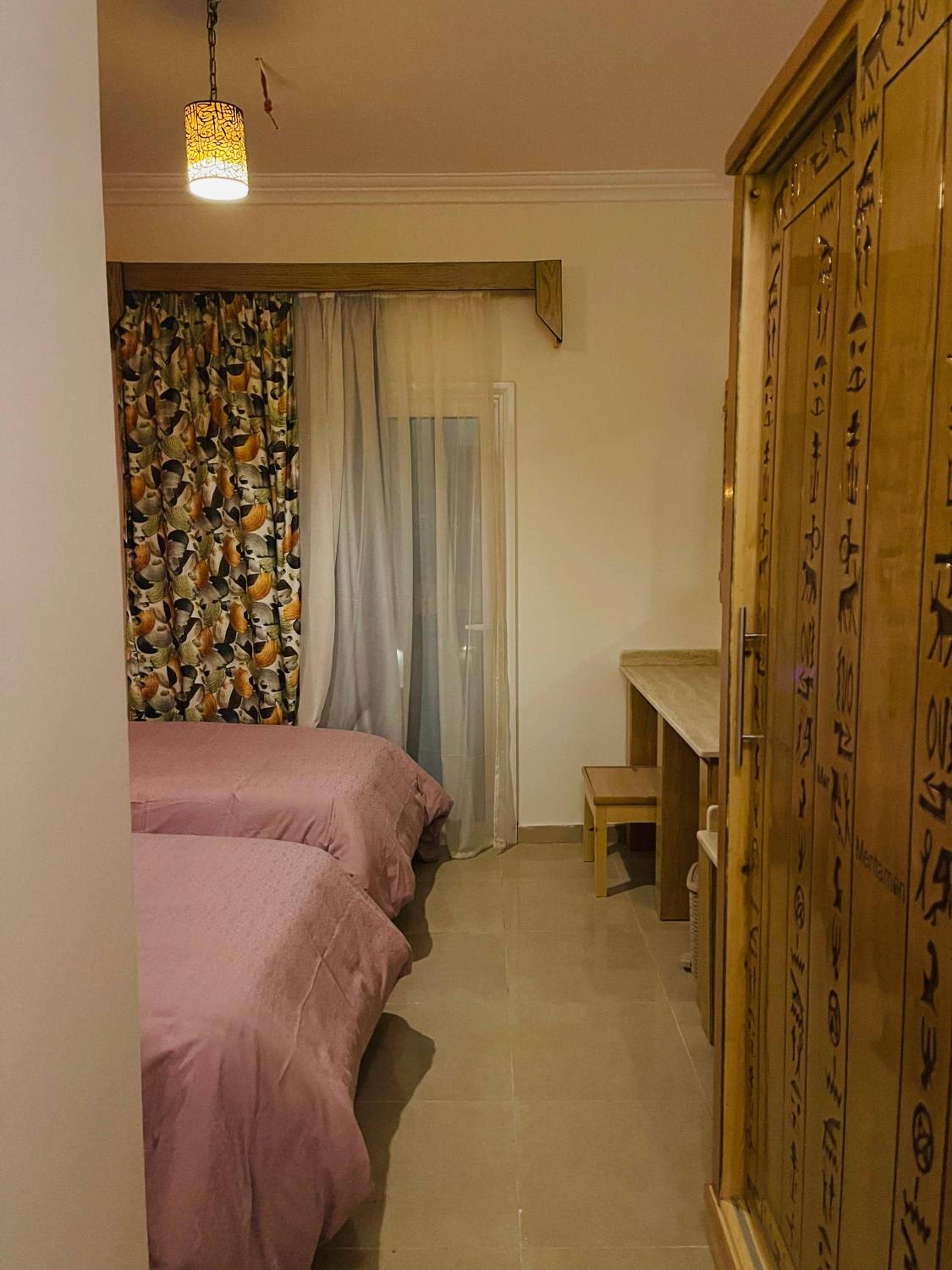 Jewel Howard Carter Hotel — 2
