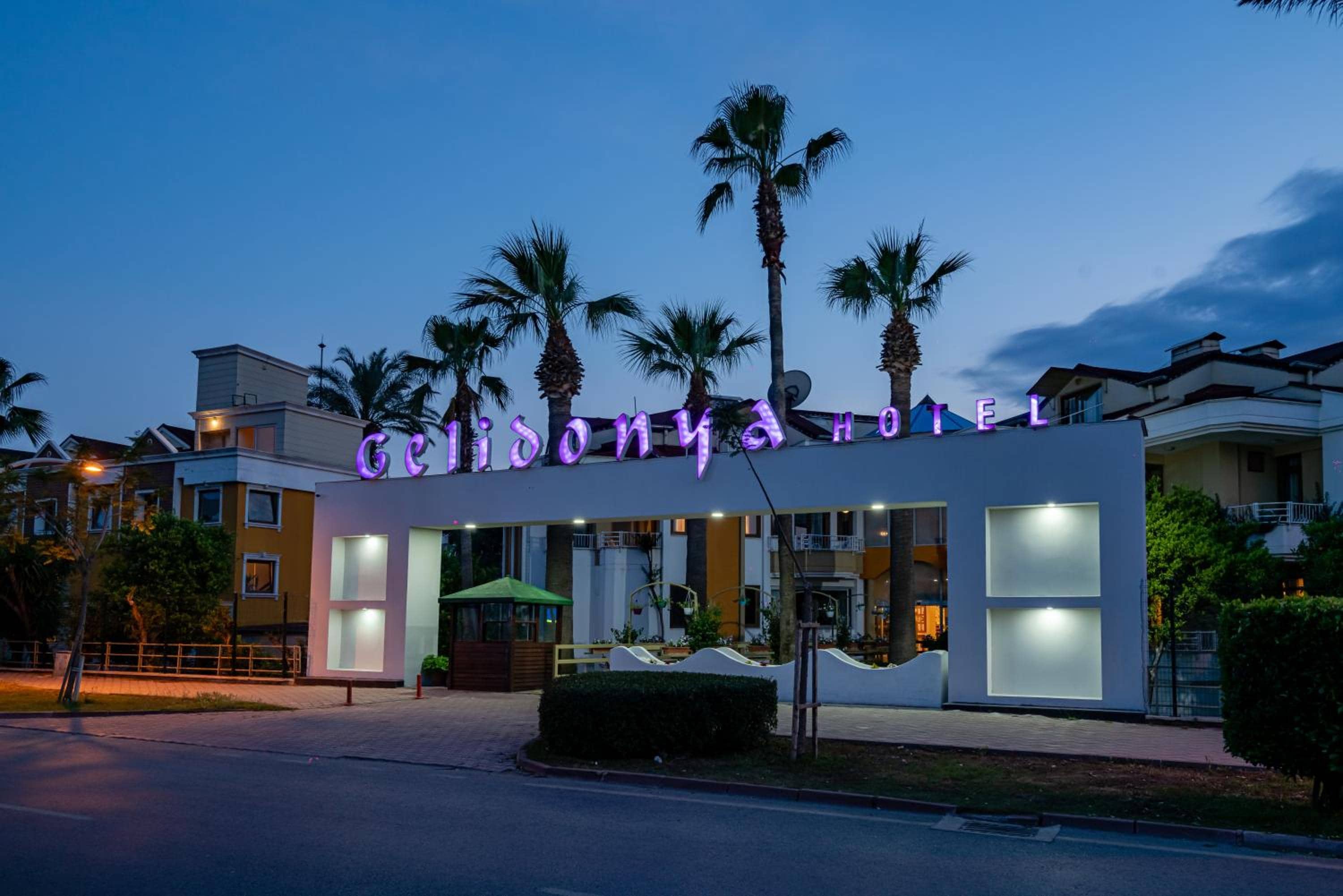 Tu Casa Gelidonya Hotel — 4