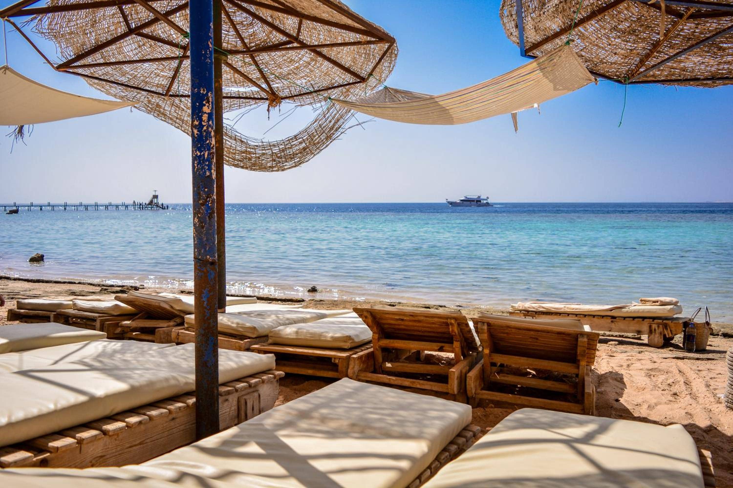 Dive Inn Resort — 2