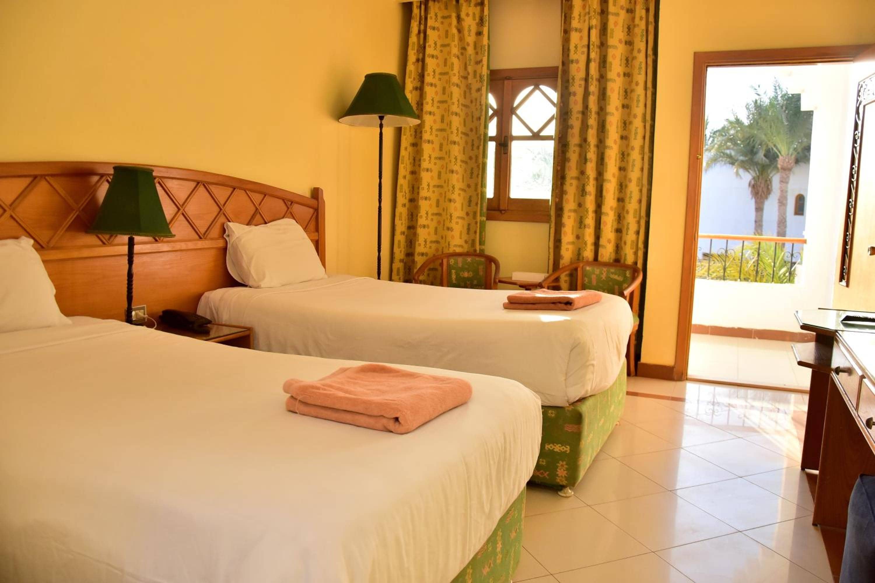 Dive Inn Resort — 5
