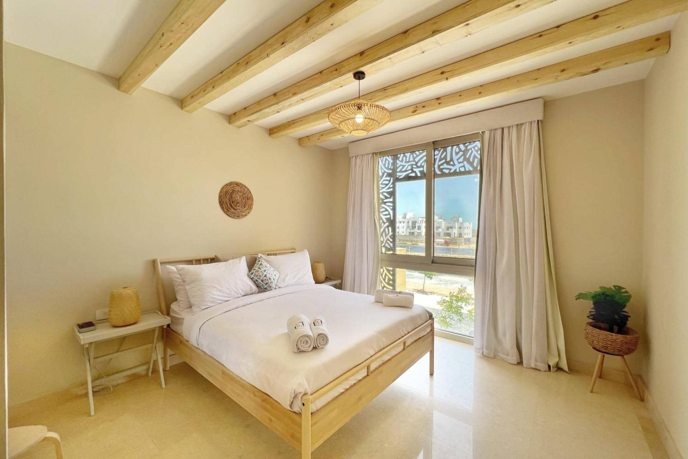 Radiant & Ravishing 2 BDR Mangroovy Free Beach & Pool Access — 2
