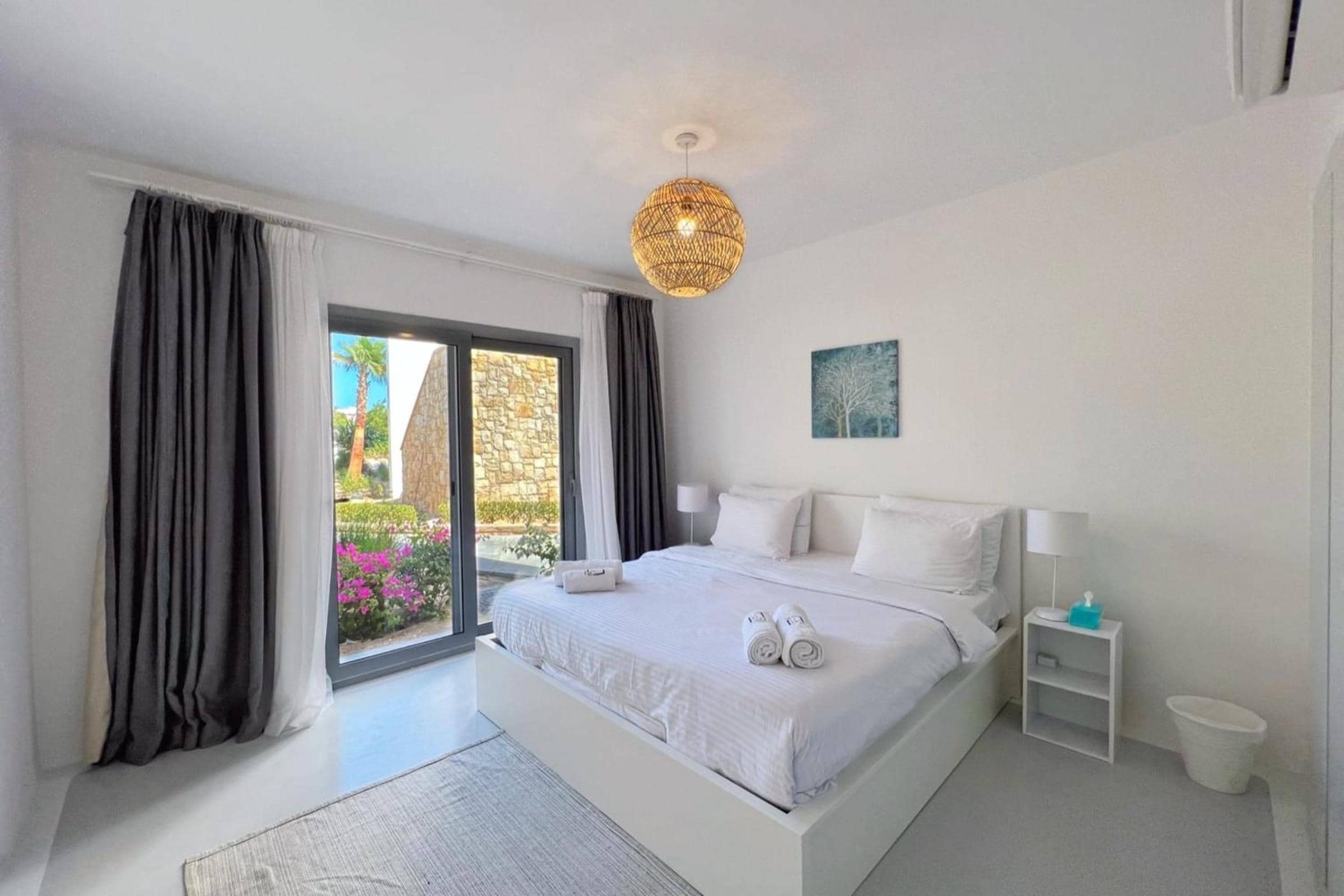 Lagoonfront Easy 1BDR Swan Lake El Gouna — 2