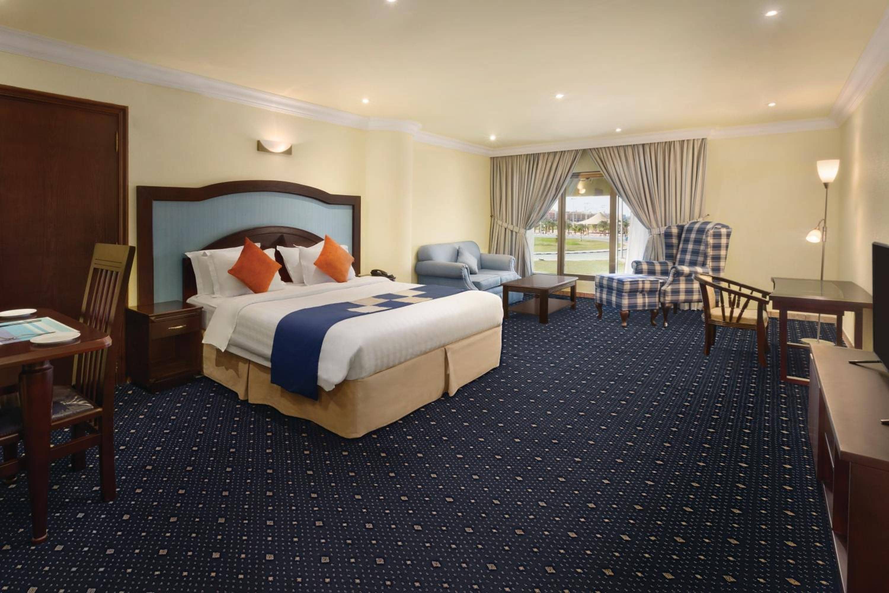 Howard Johnson Dammam Hotel — 5