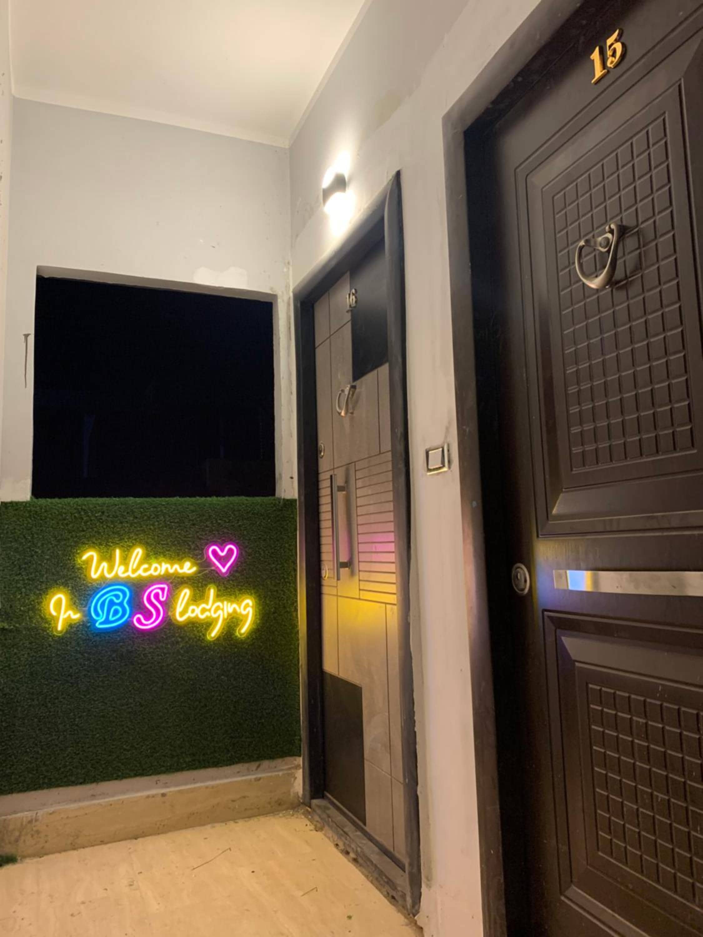 BS Lodging 16- Next to Dream Beach — 3