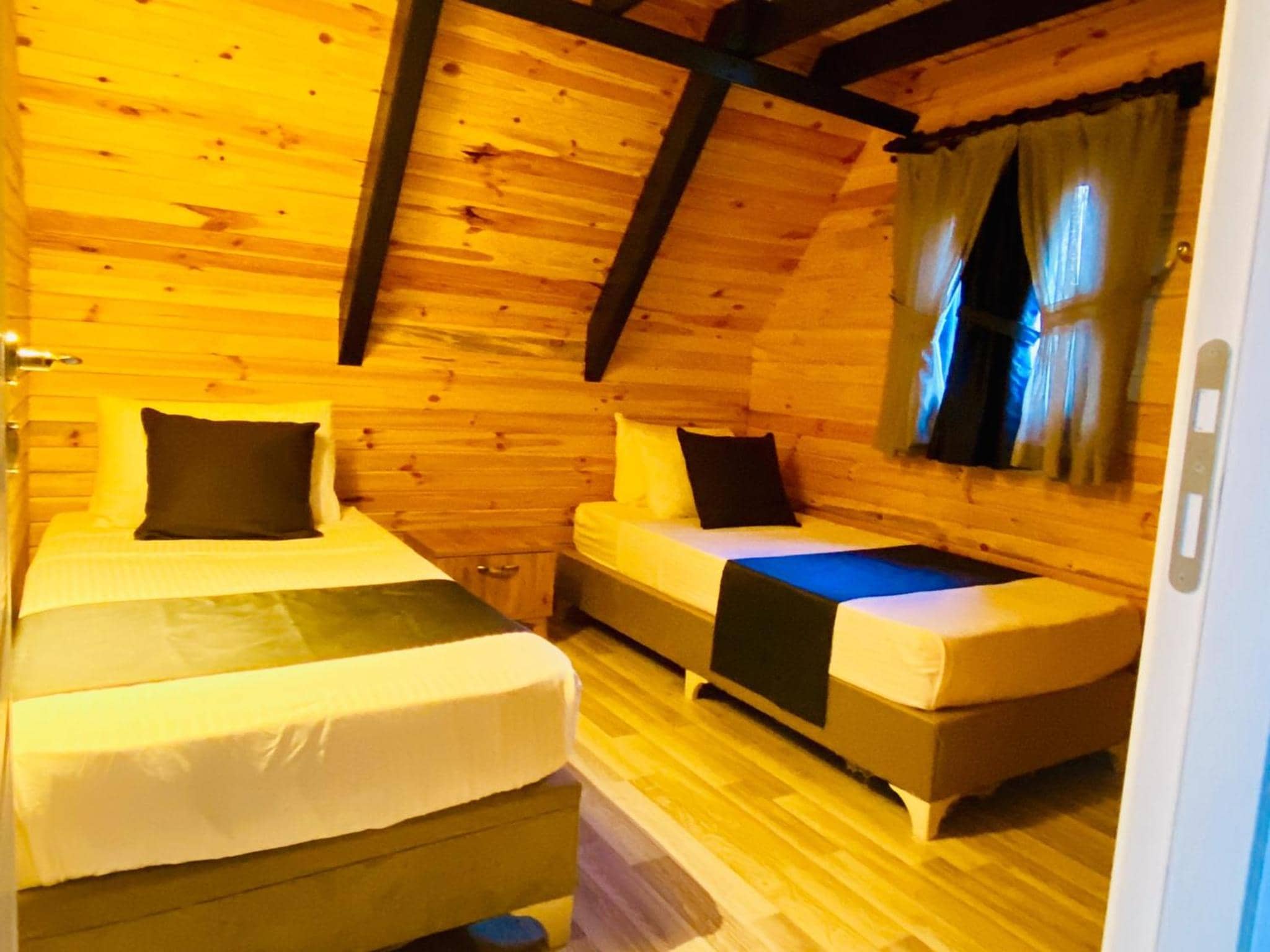 Garden Bungalows and Suites — 2