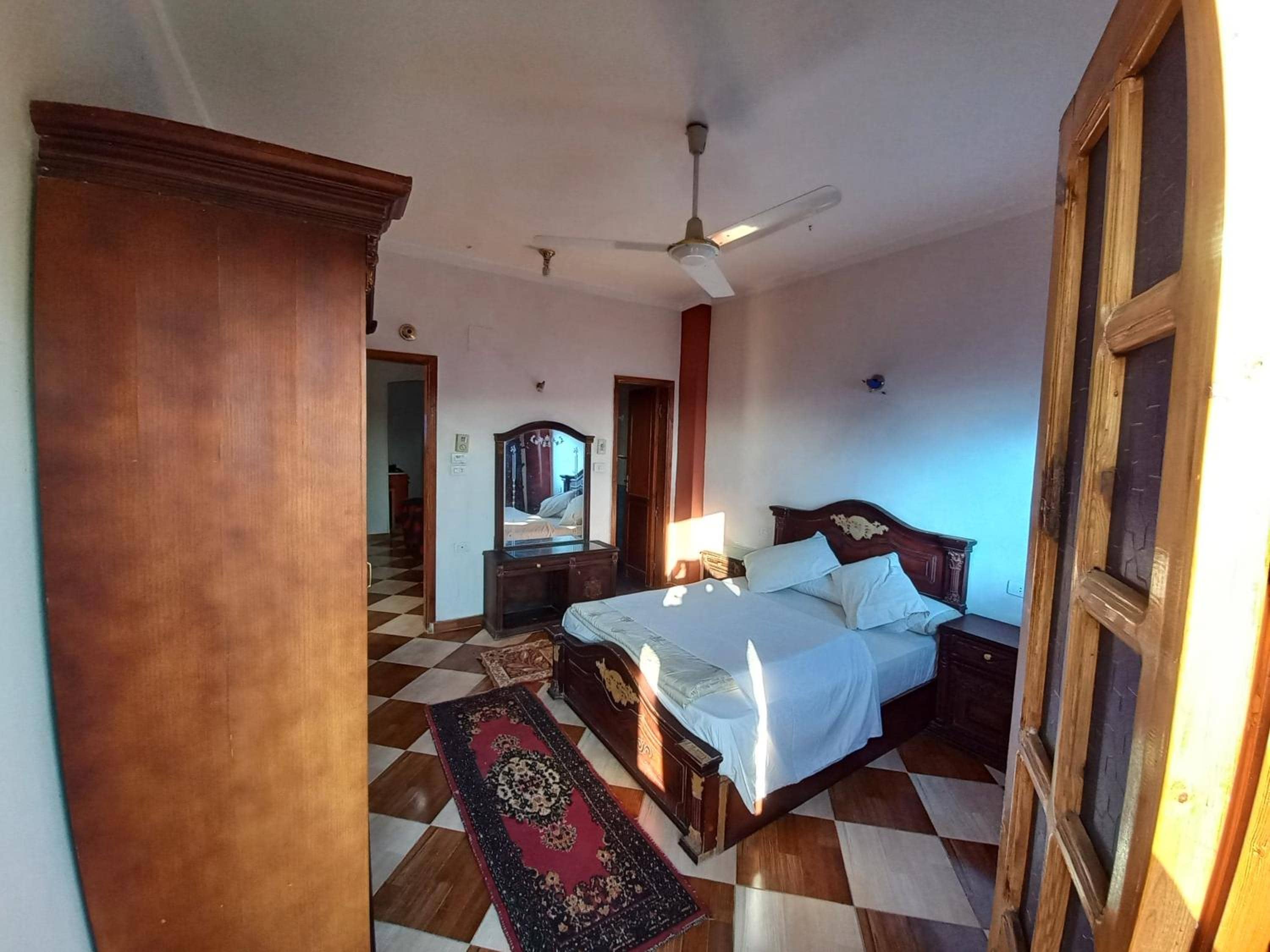 lucky guest house — 4