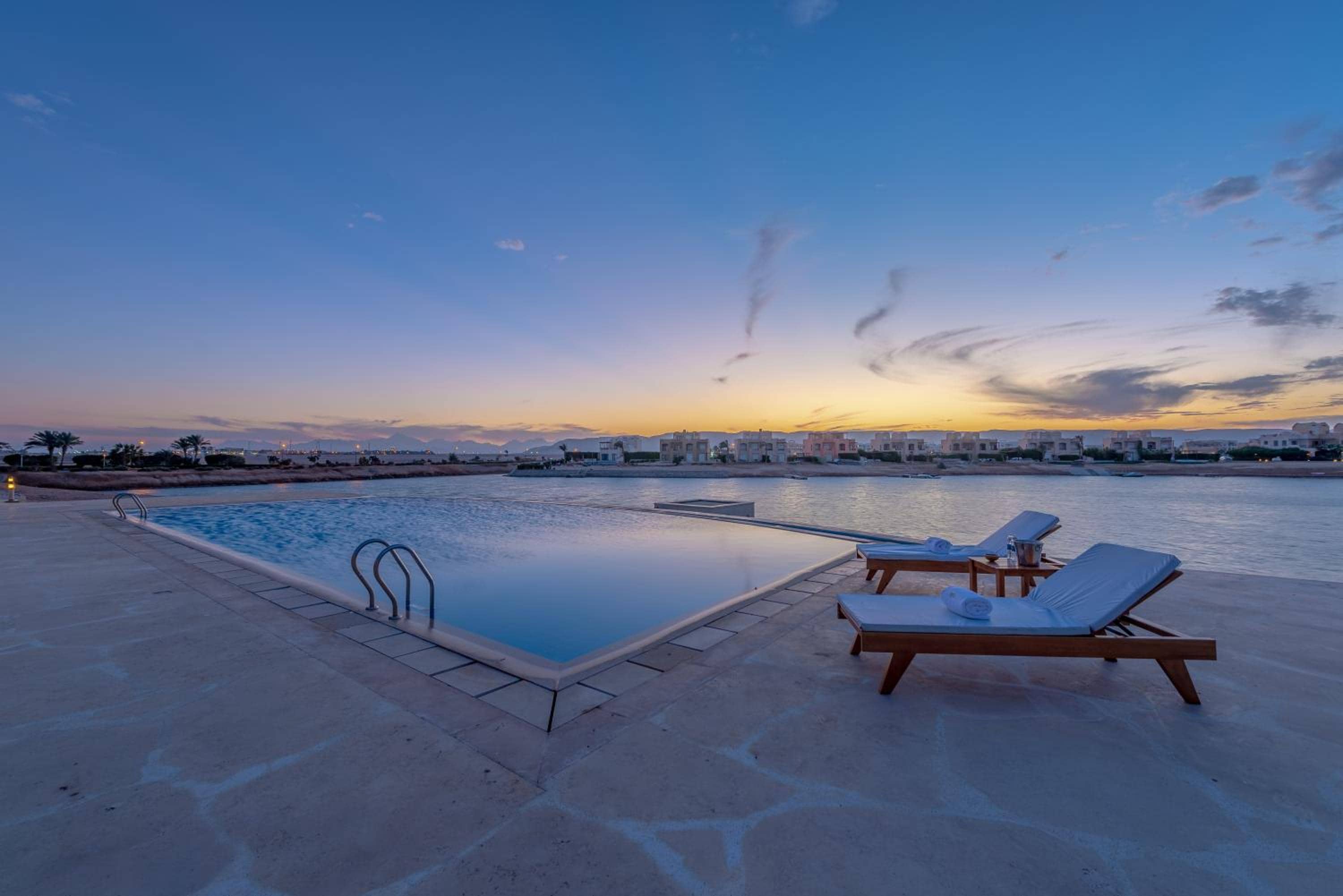 BYTK - La Casa Del Sol — 5