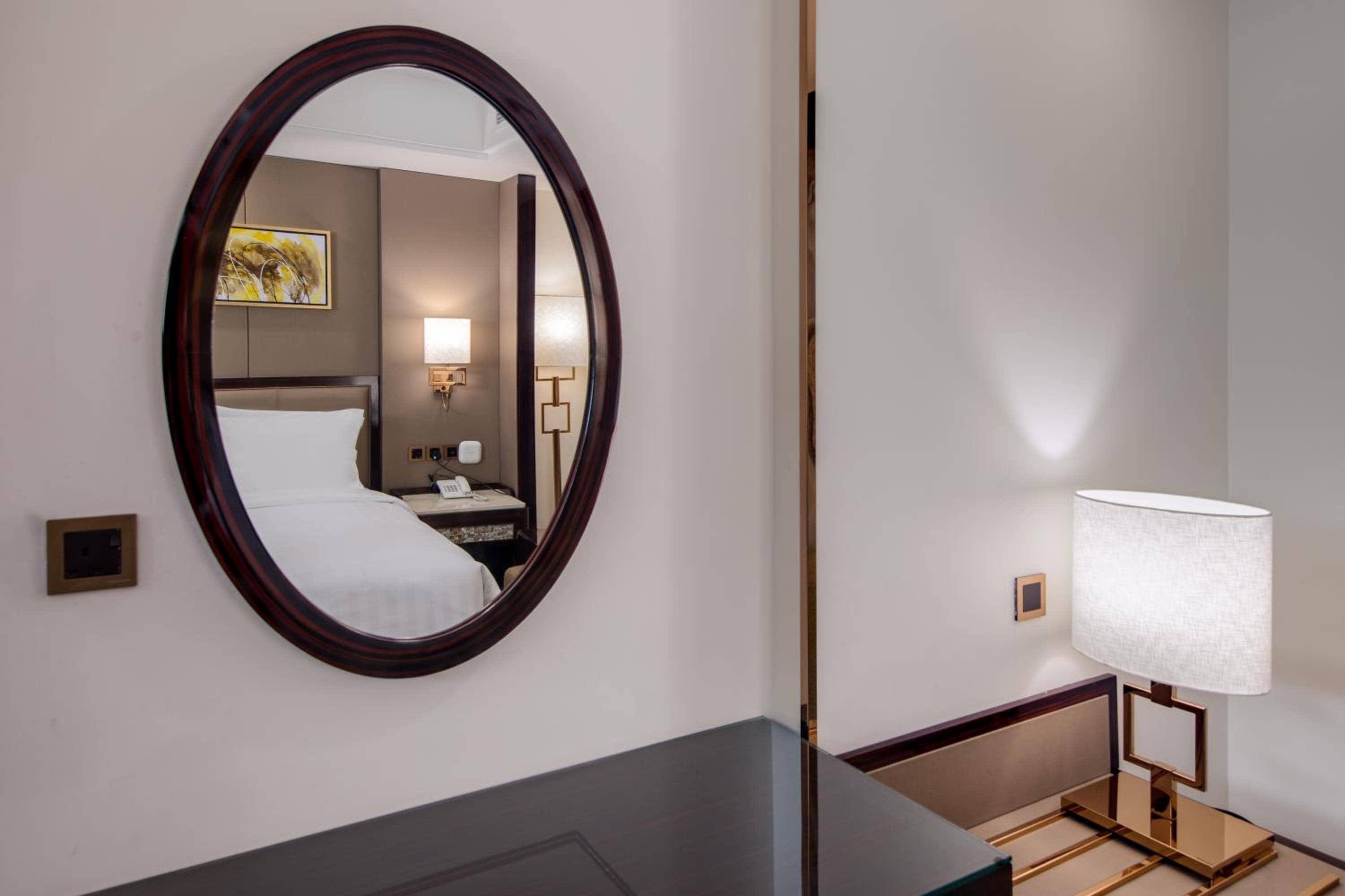 Al Ertiqaa Hotel — 4