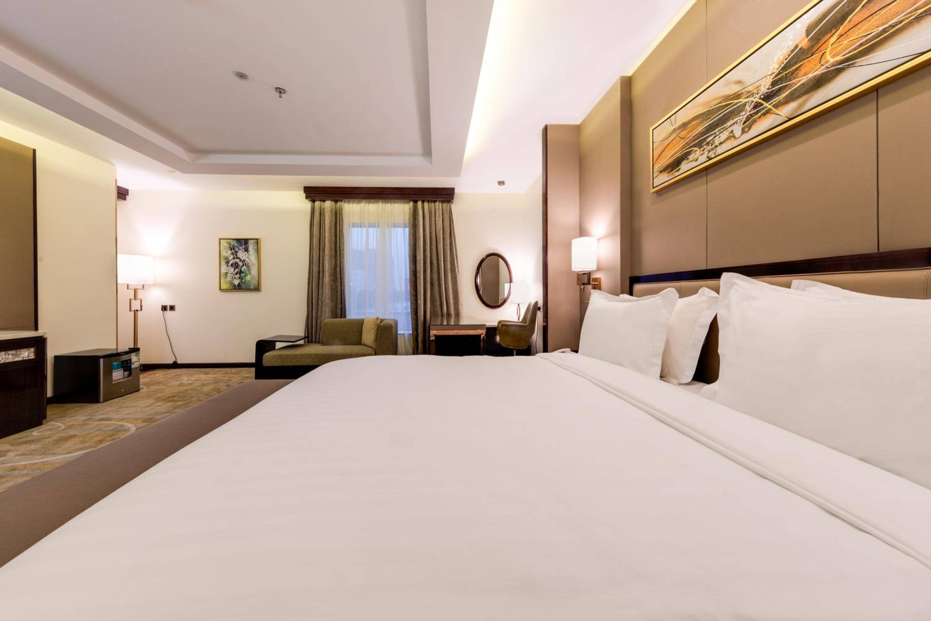 Al Ertiqaa Hotel — 5