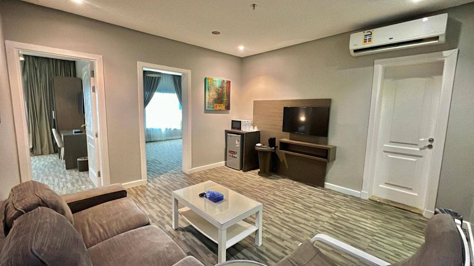Loren Served Apartments Al corniche - Economic — 2
