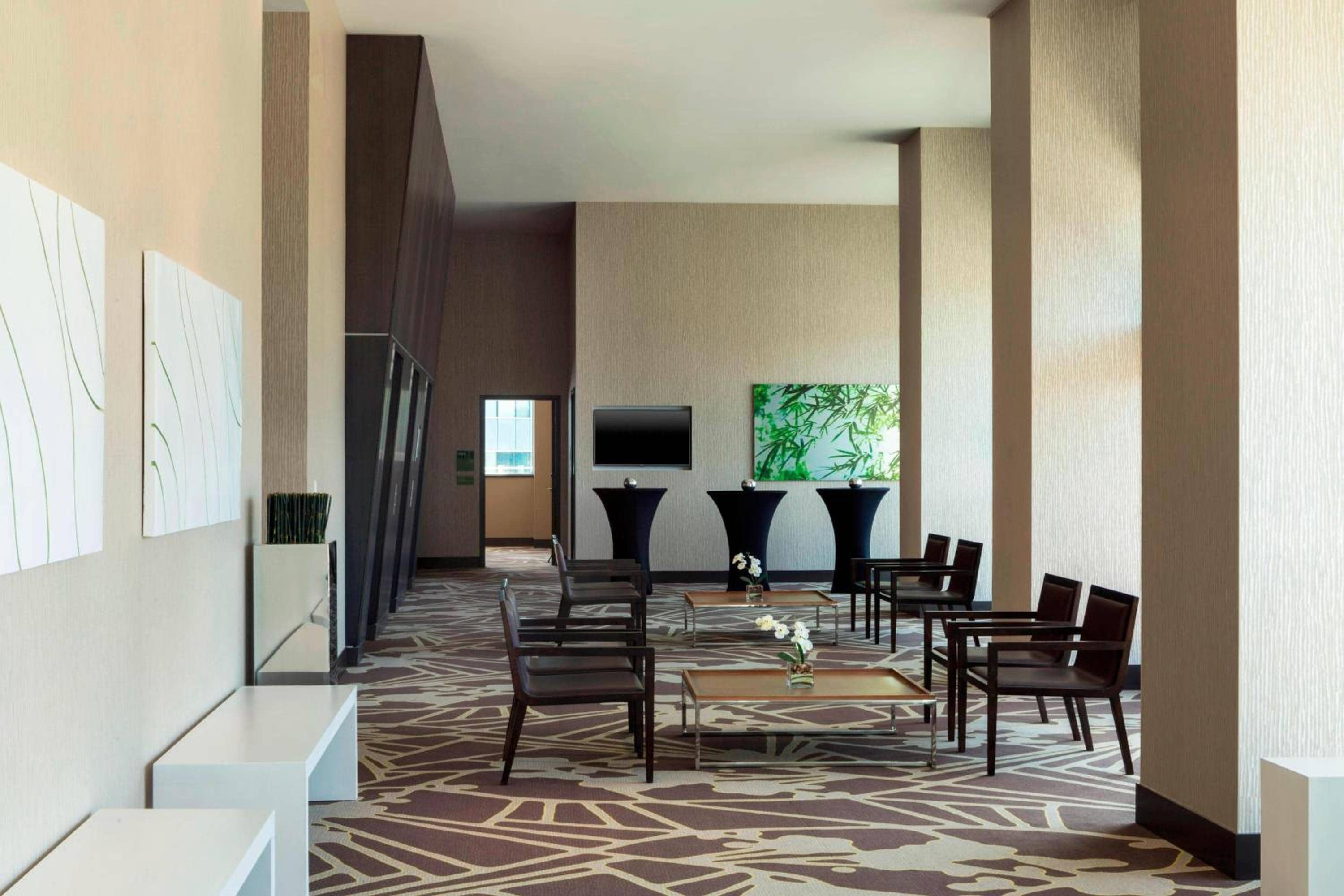 Element by Marriott Vancouver Metrotown — 3