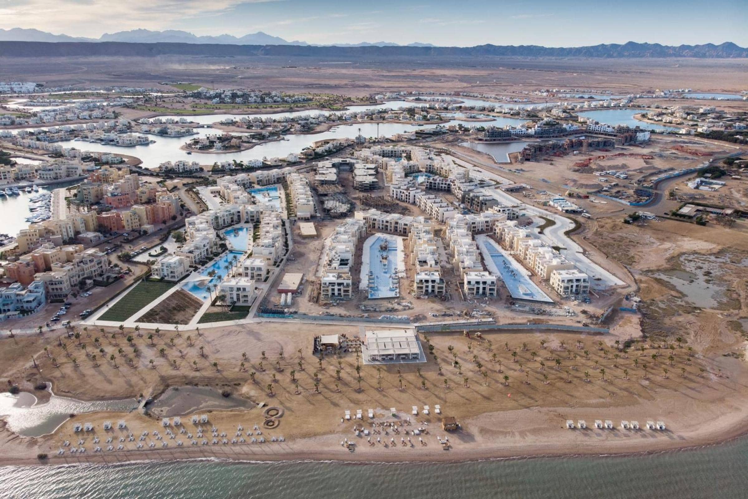 Panoramic & Cushy 3BDR Mangroovy Free pool & Beach Access