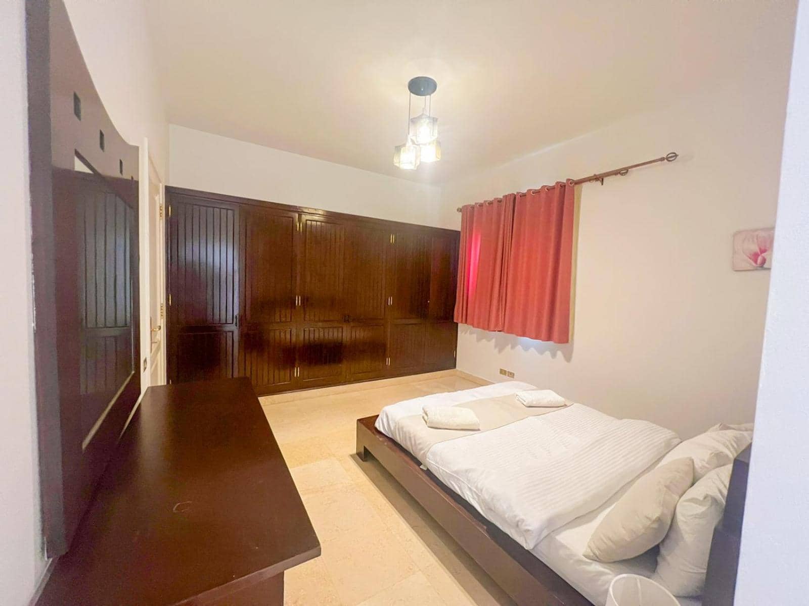 Luxury 4 bedroom villa with a heated pool — 5