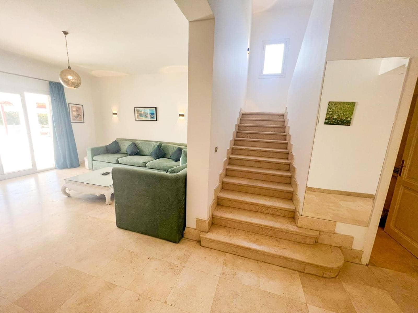 Luxury 4 bedroom villa with a heated pool — 3